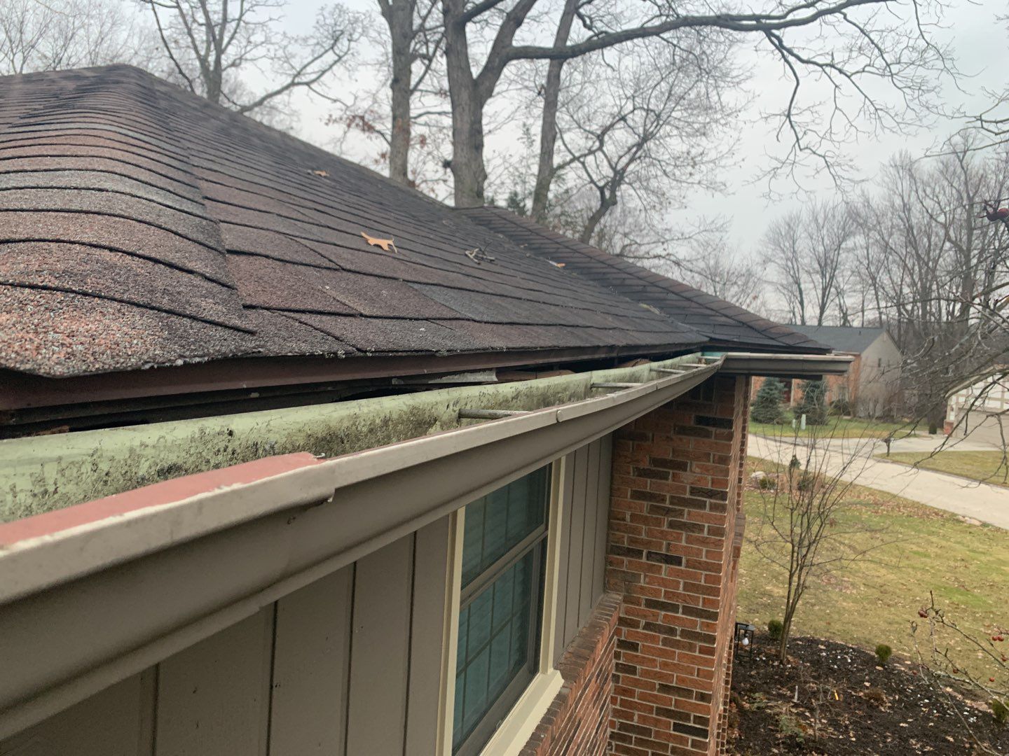Roof Replacement using CertainTeed Landmark by 180 Contractors