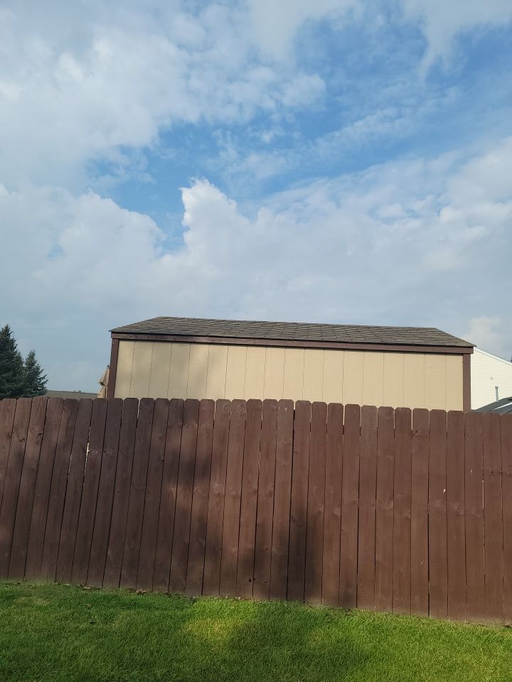 ATLAS PINNACLE COLOR: BURNT HICKORY DRIP EDGE: WHITE by Eagle Eye Roofing