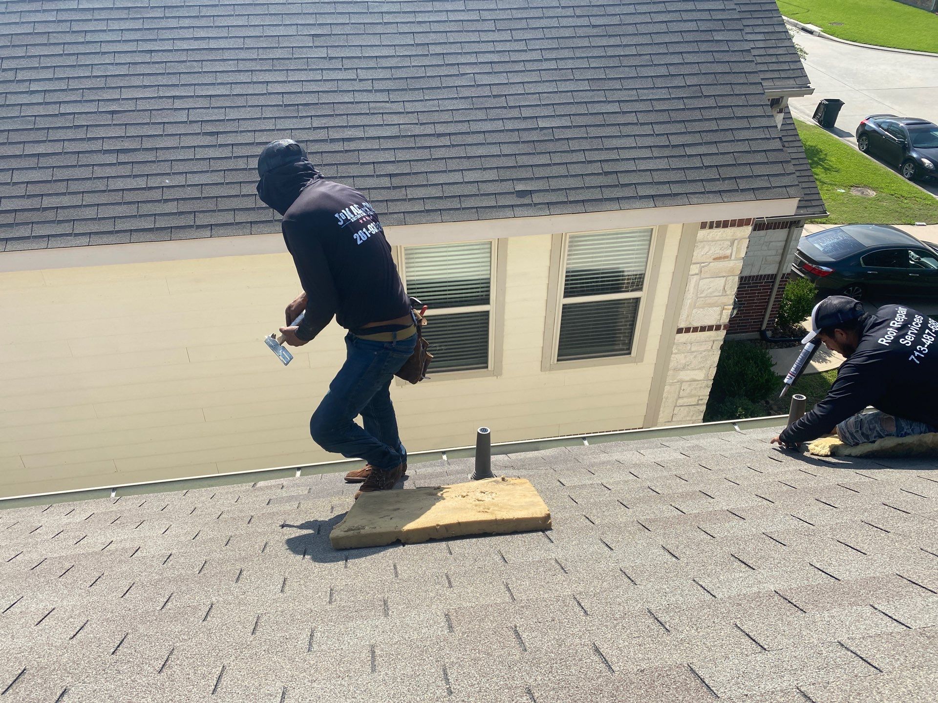 Hail Damage using Owen's Corning Duration (Lifetime) Shingles by Roof Repair Company