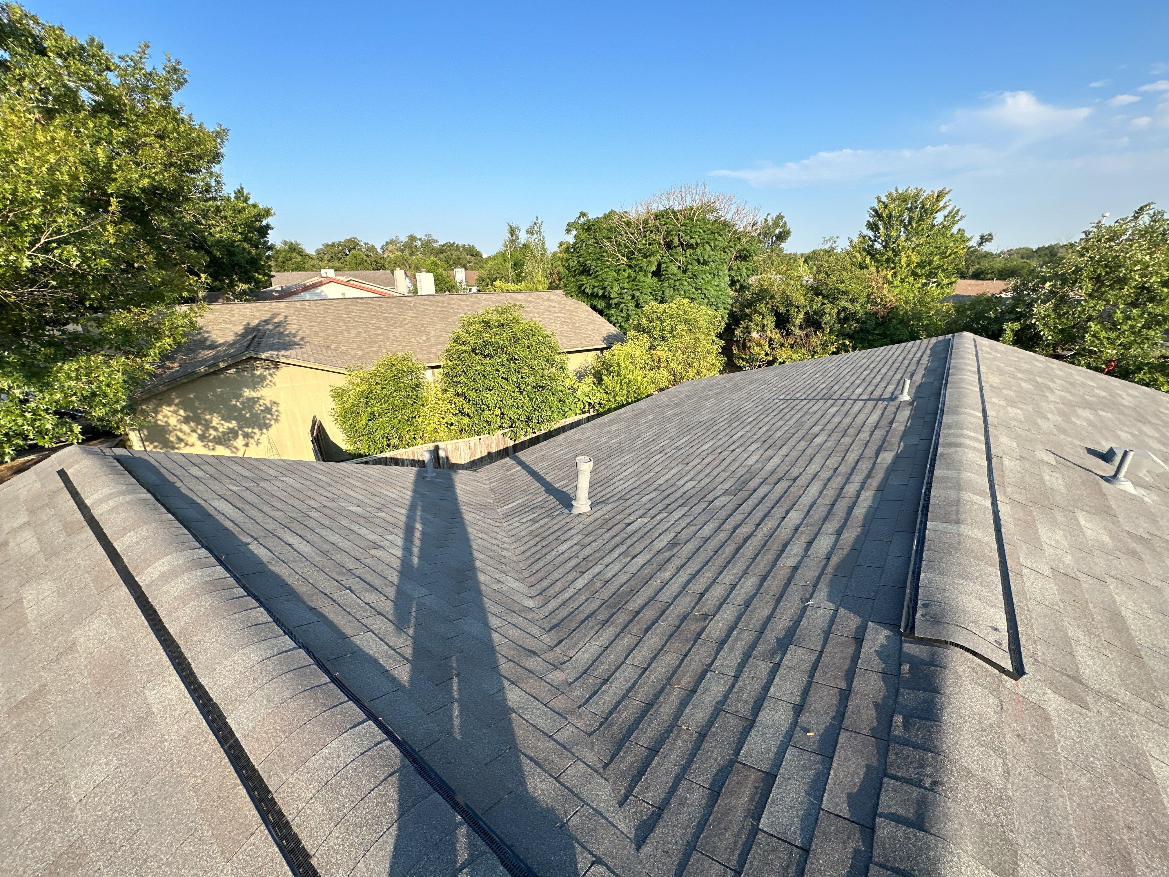 New Architectural Shingle Roof in Austin by Skywall Construction LLC