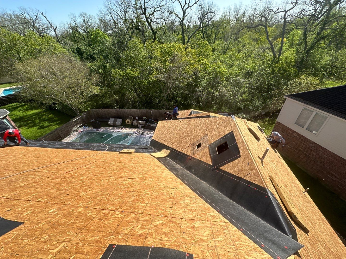 Residential Roofing Installation using Owen's Corning Duration (Lifetime) Shingles by Roof Repair Company