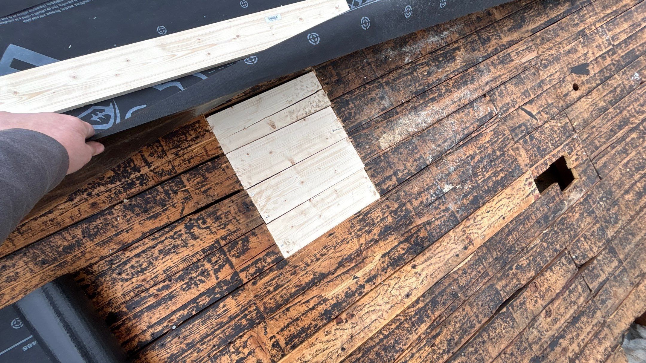 Roof Replacement using Owens Corning Onyx Black by 180 Contractors