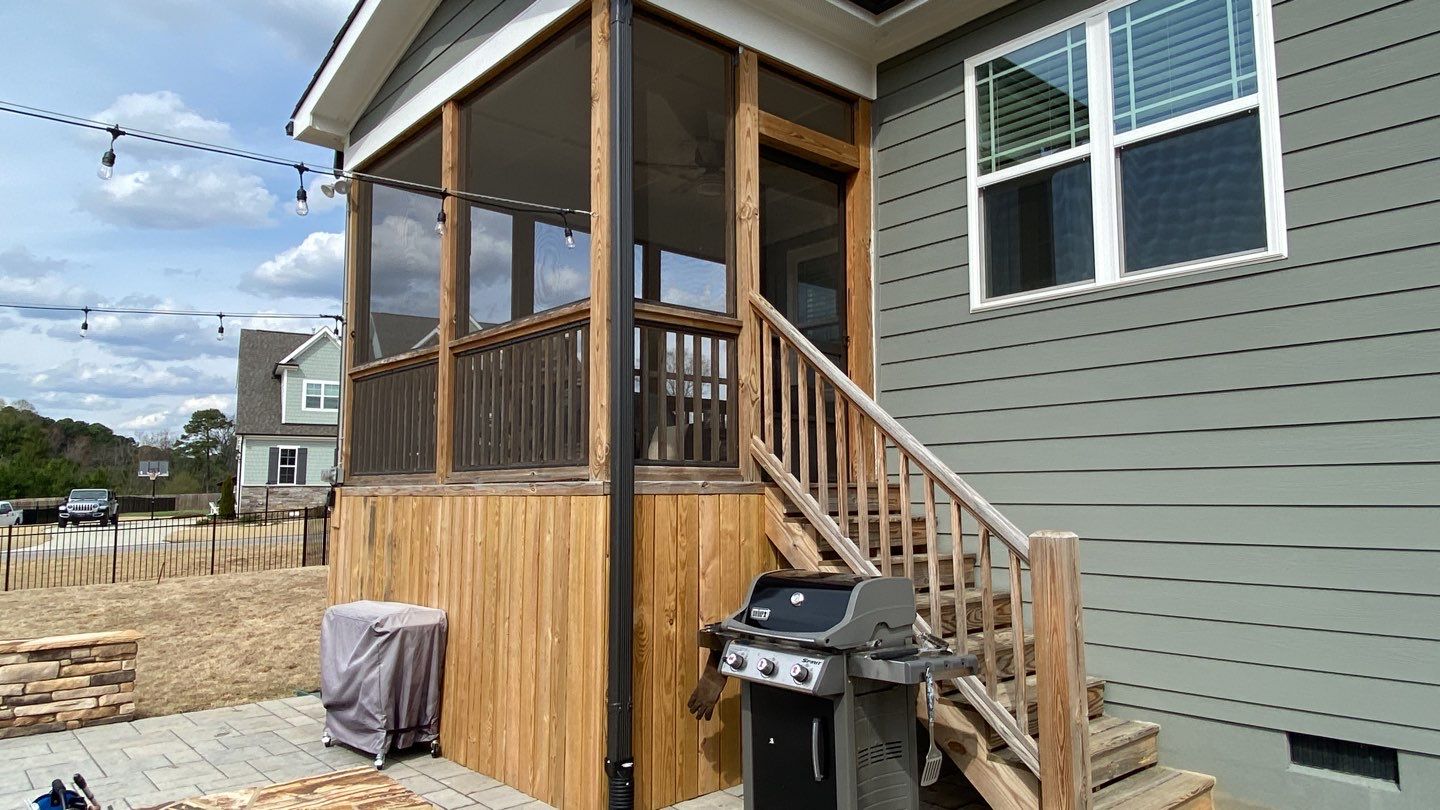 Screened Porch using Wood Sealant by DuraSeal