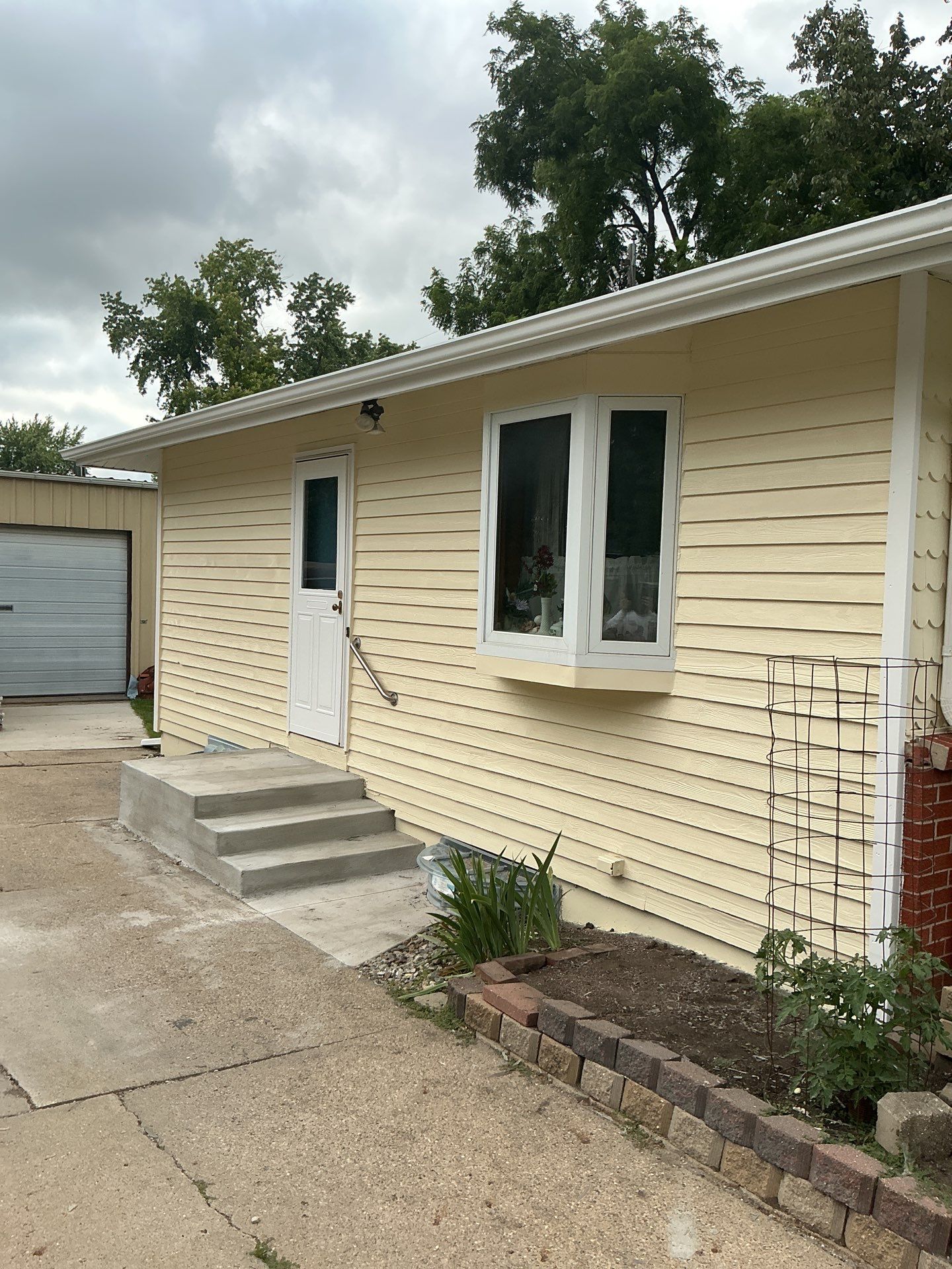 Res Ext Repaint In Ankeny by Midwest Paint LLC