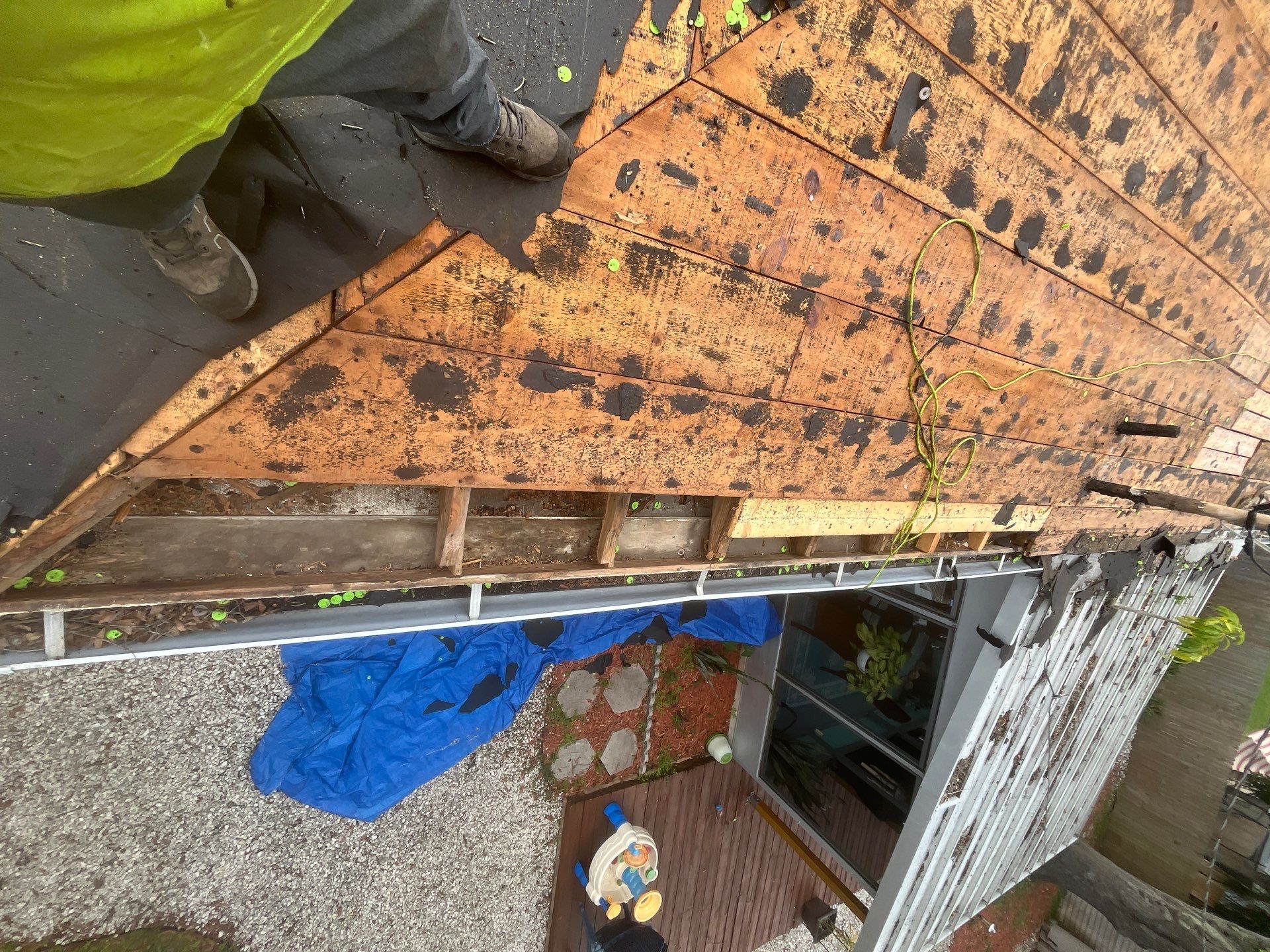 Project in St. Petersburg 33709 by Mitchell Roofing Company LLC