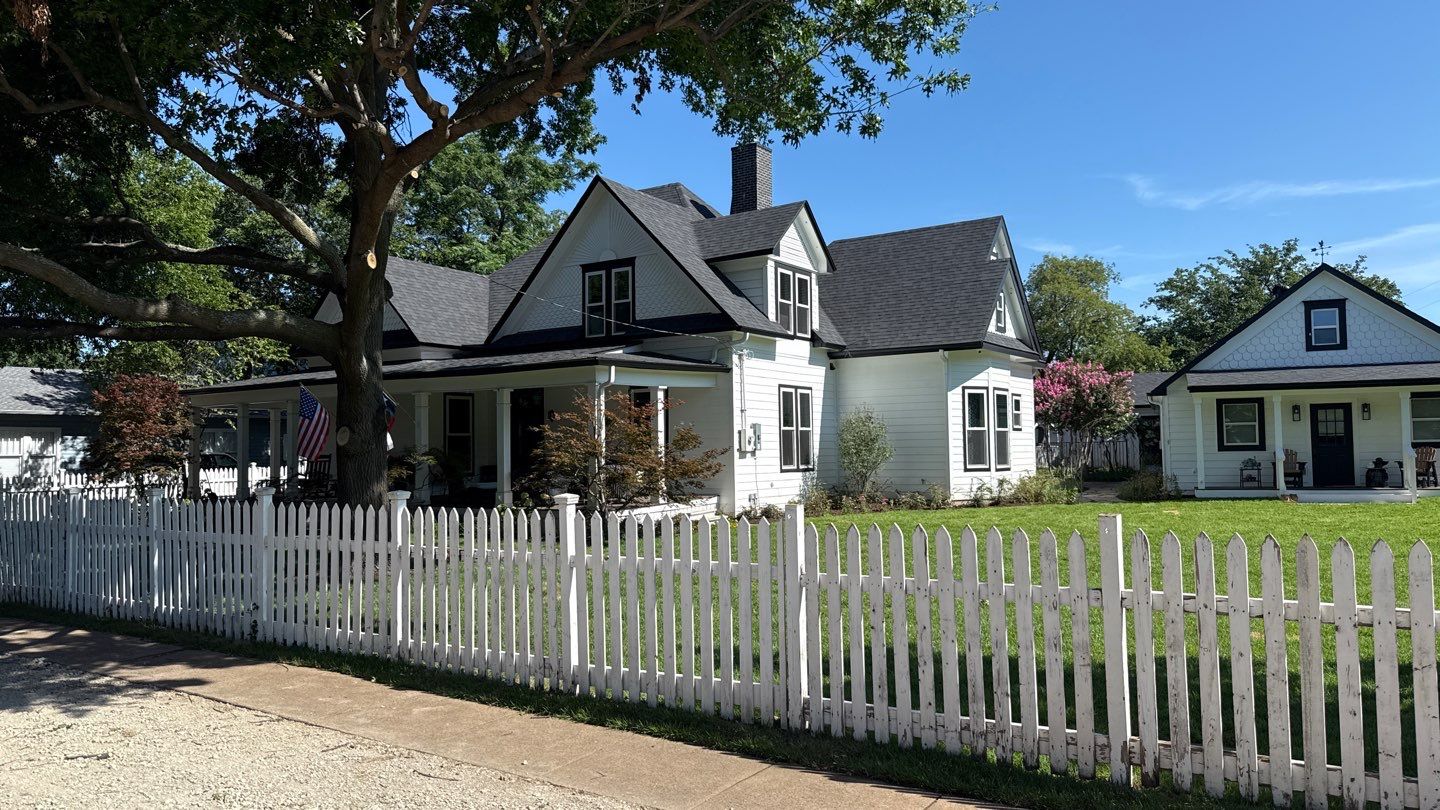 Exterior painting & Deck staining in Frisco by Nomad Painting