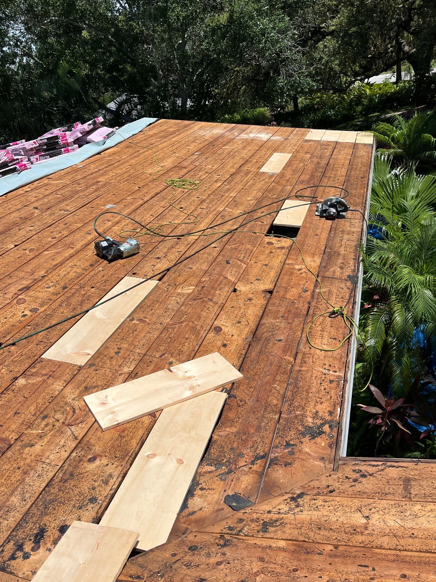Project in St. Petersburg 33709 by Mitchell Roofing Company LLC 