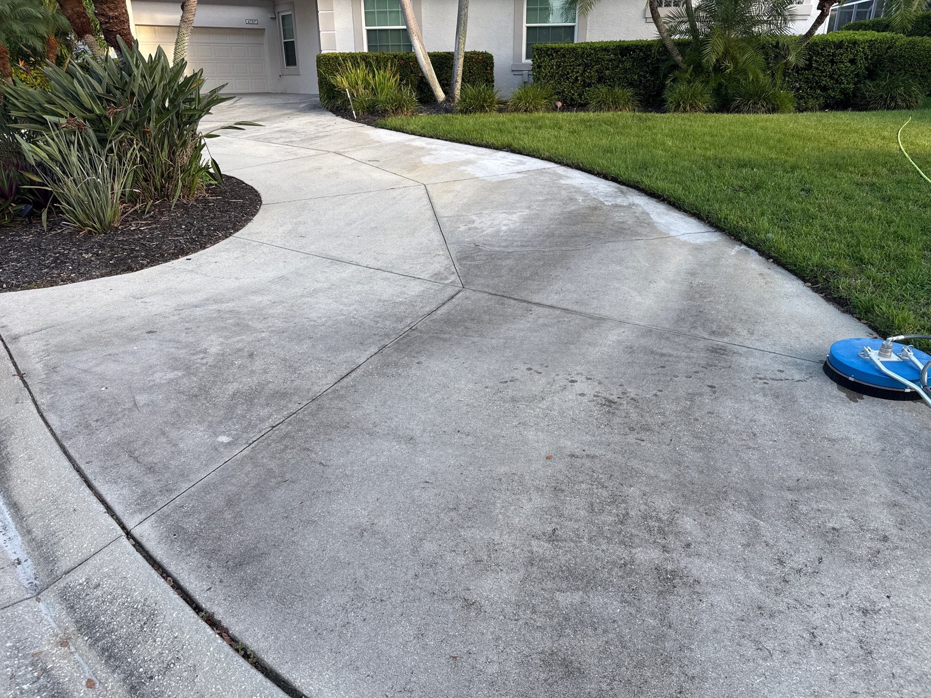 Driveway Cleaning at The Inlets Bradenton by Sunshine AquaWash