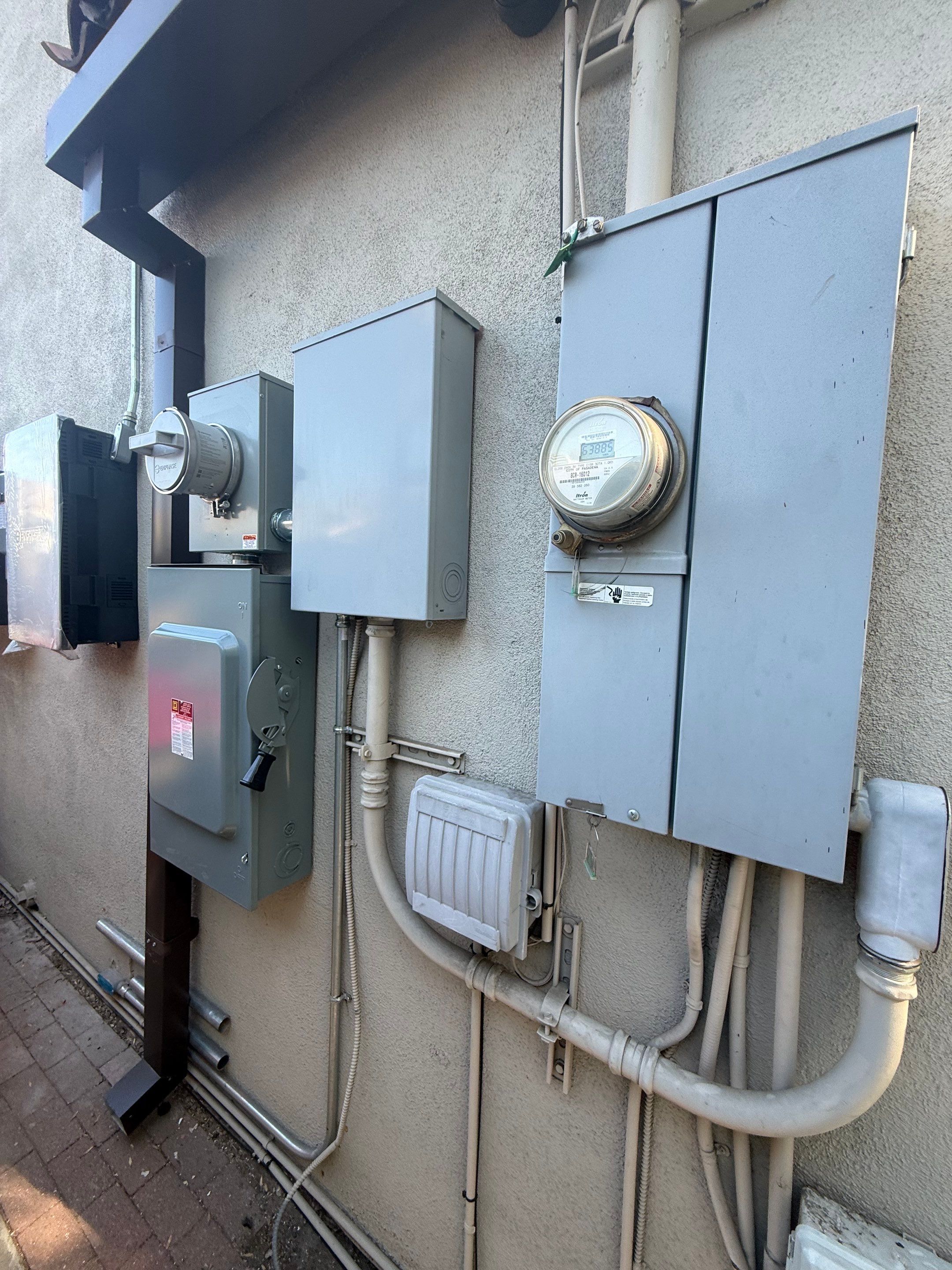 Solar Panel and Enphase Battery Storage Installation in Pasadena by VIBE SOLAR