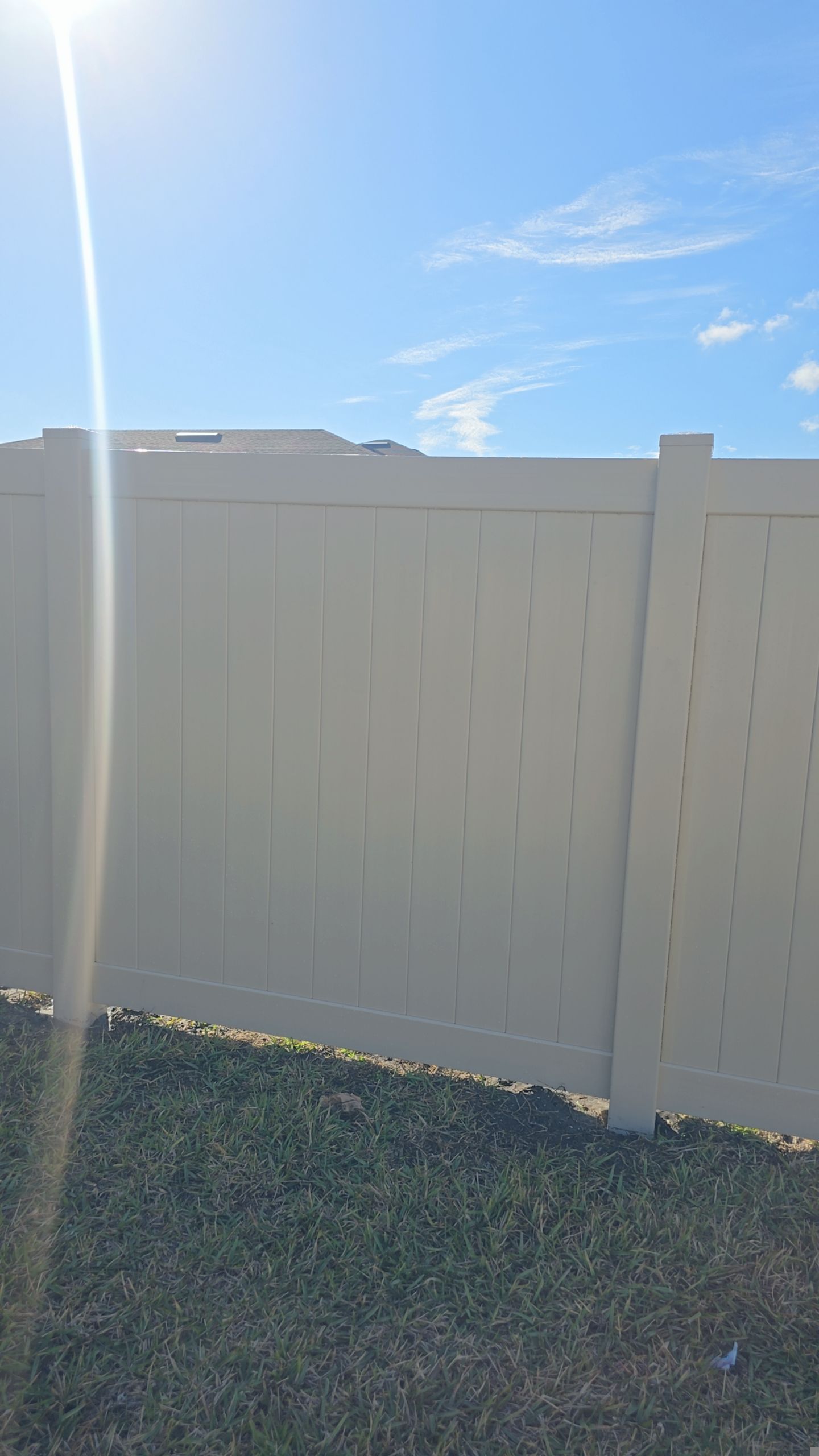 Tan Vinyl Fence in West Port by True Fence LLC