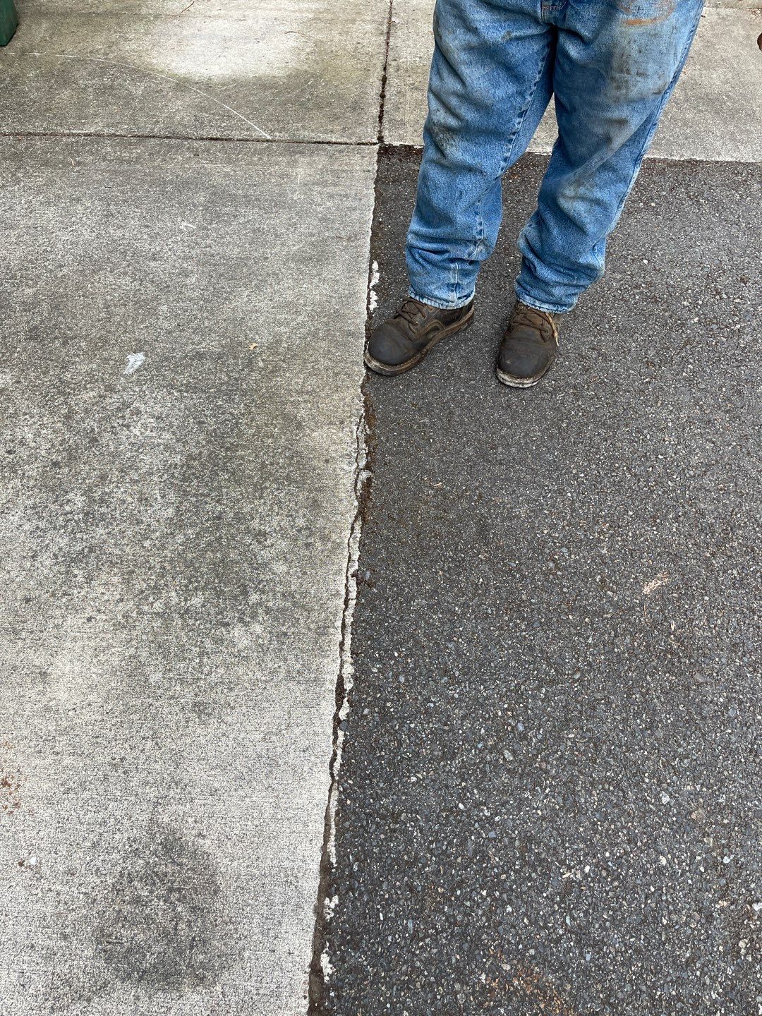 Jacquelyn | Asphalt Driveway by Jireh Asphalt & Concrete Inc 