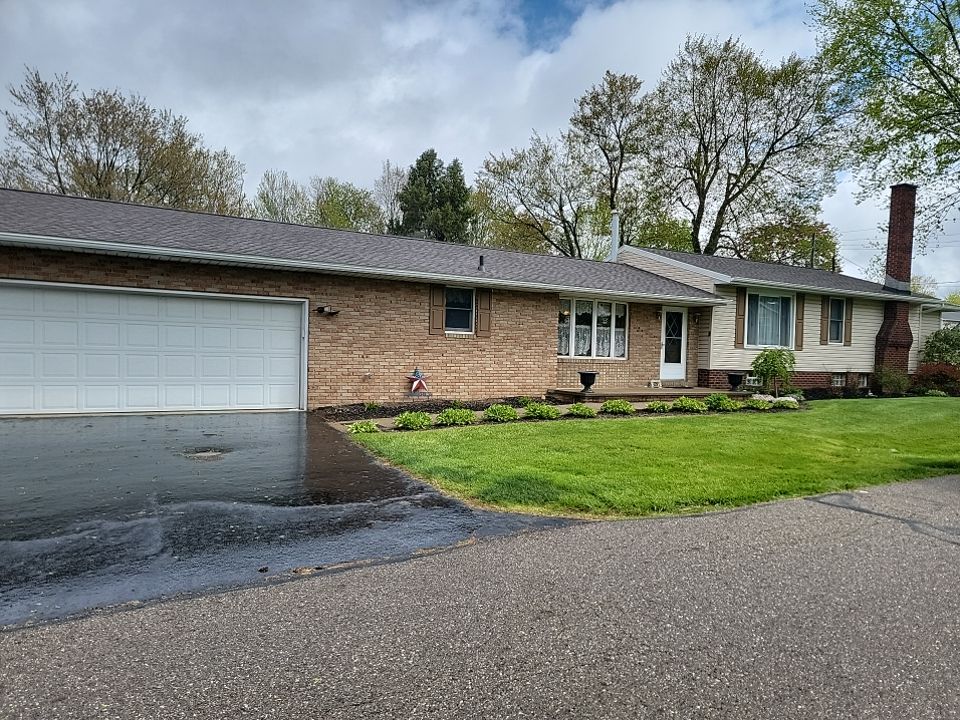 Kathy Rainieri by Silver Leaf Contracting 