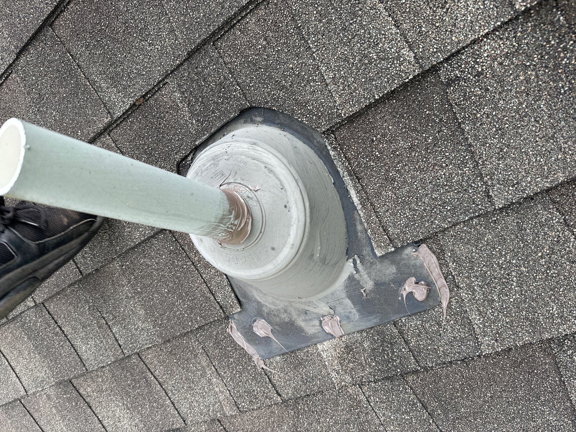 Residential Roofing Installation using Owen's Corning Duration (Lifetime) Shingles by Roof Repair Company