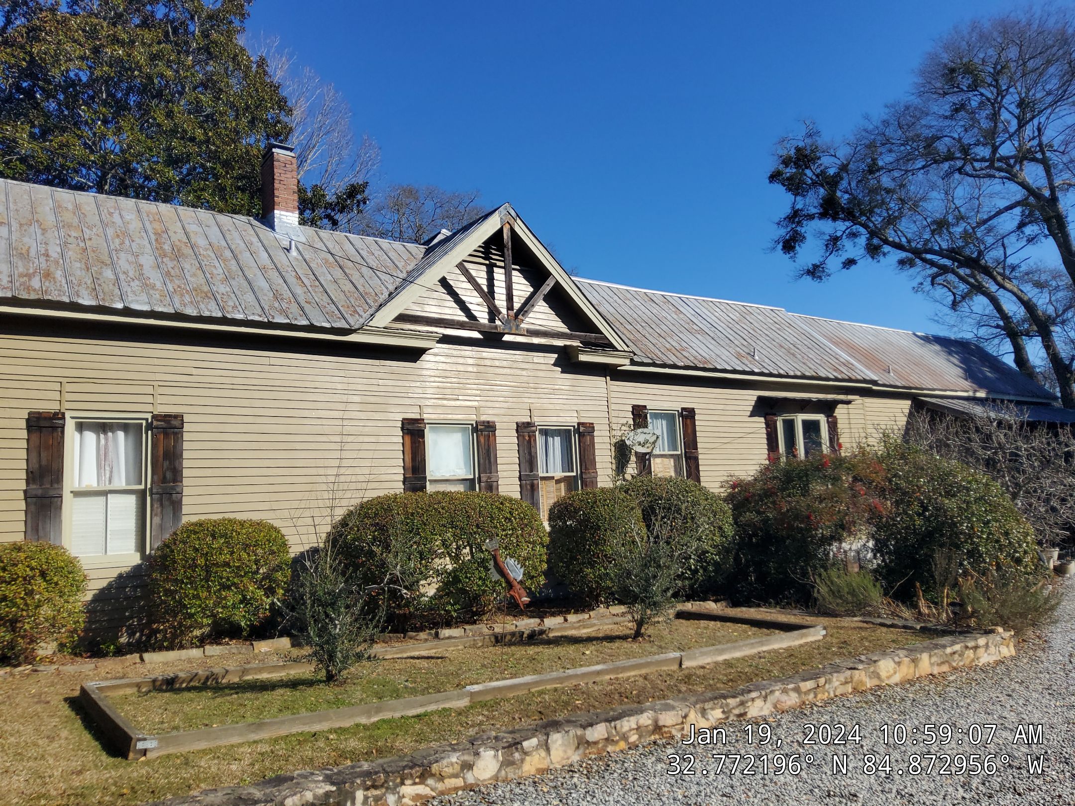 Residential Roofing Sealant  by iGreen Solutions