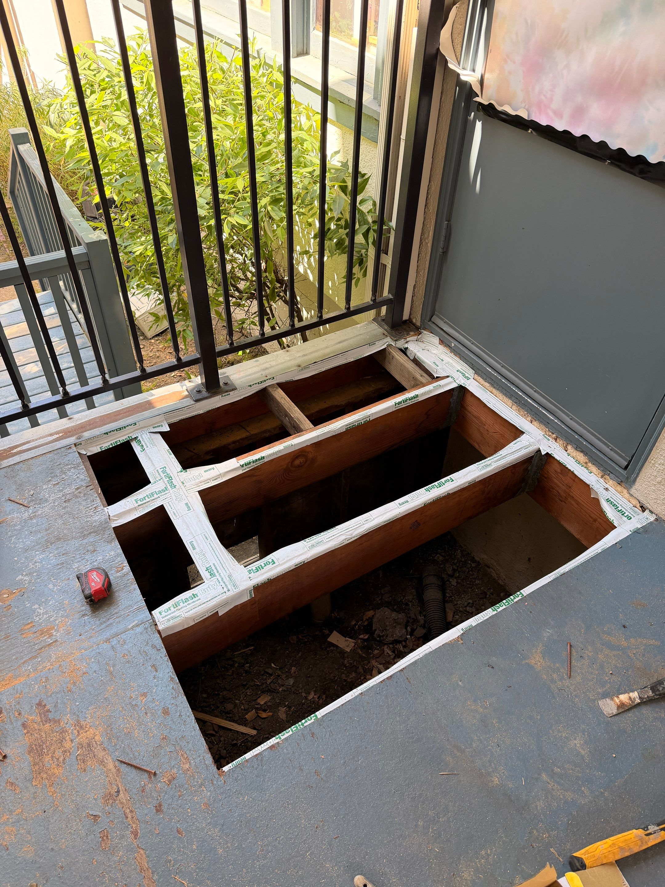 deck and patio restoration by Herrera’s Bay Area Painting inc.