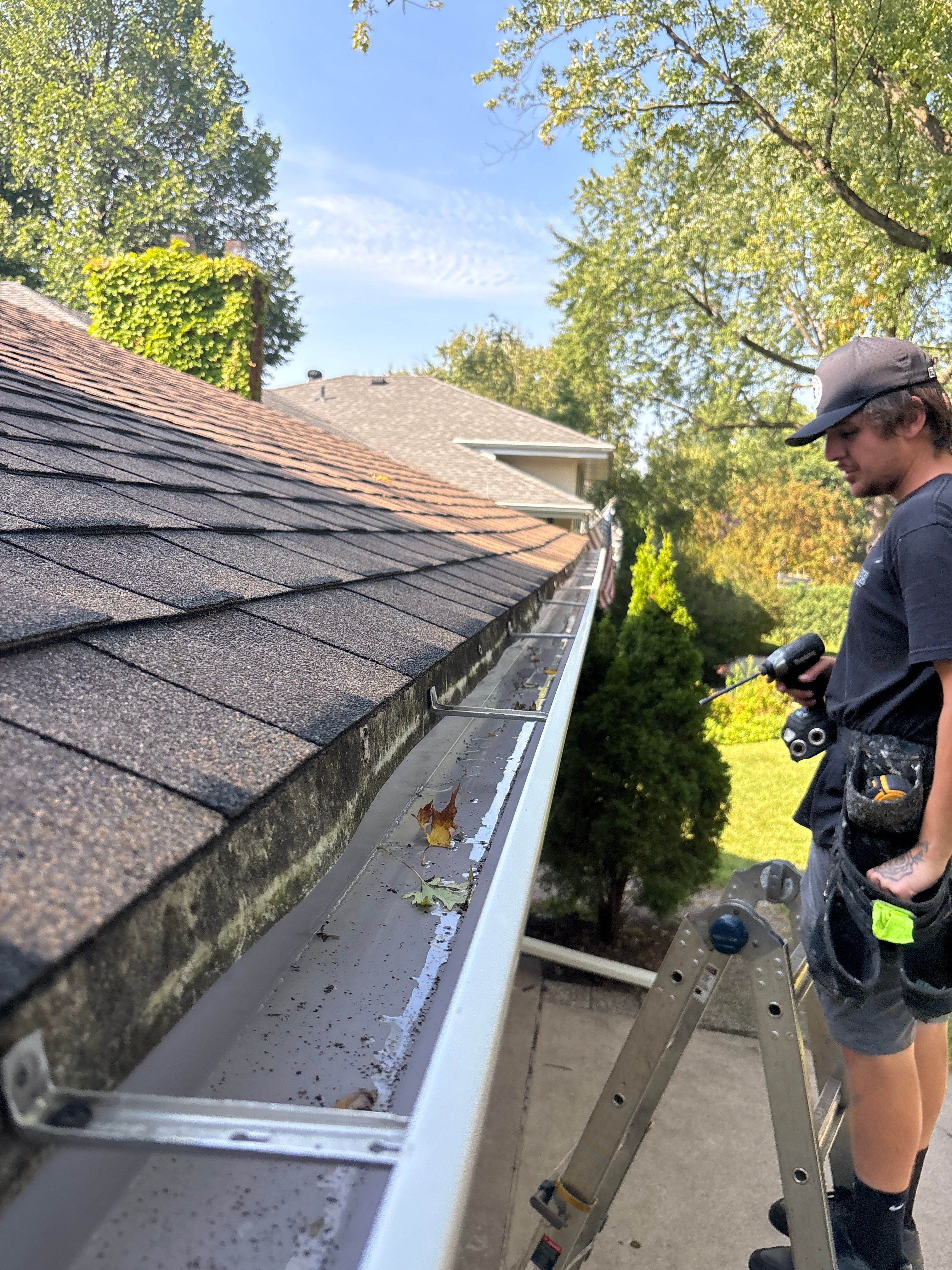 Title: 5-Inch Seamless Gutter Installation – Edina, MN by Next Level Seamless Gutters / Exteriors Inc.