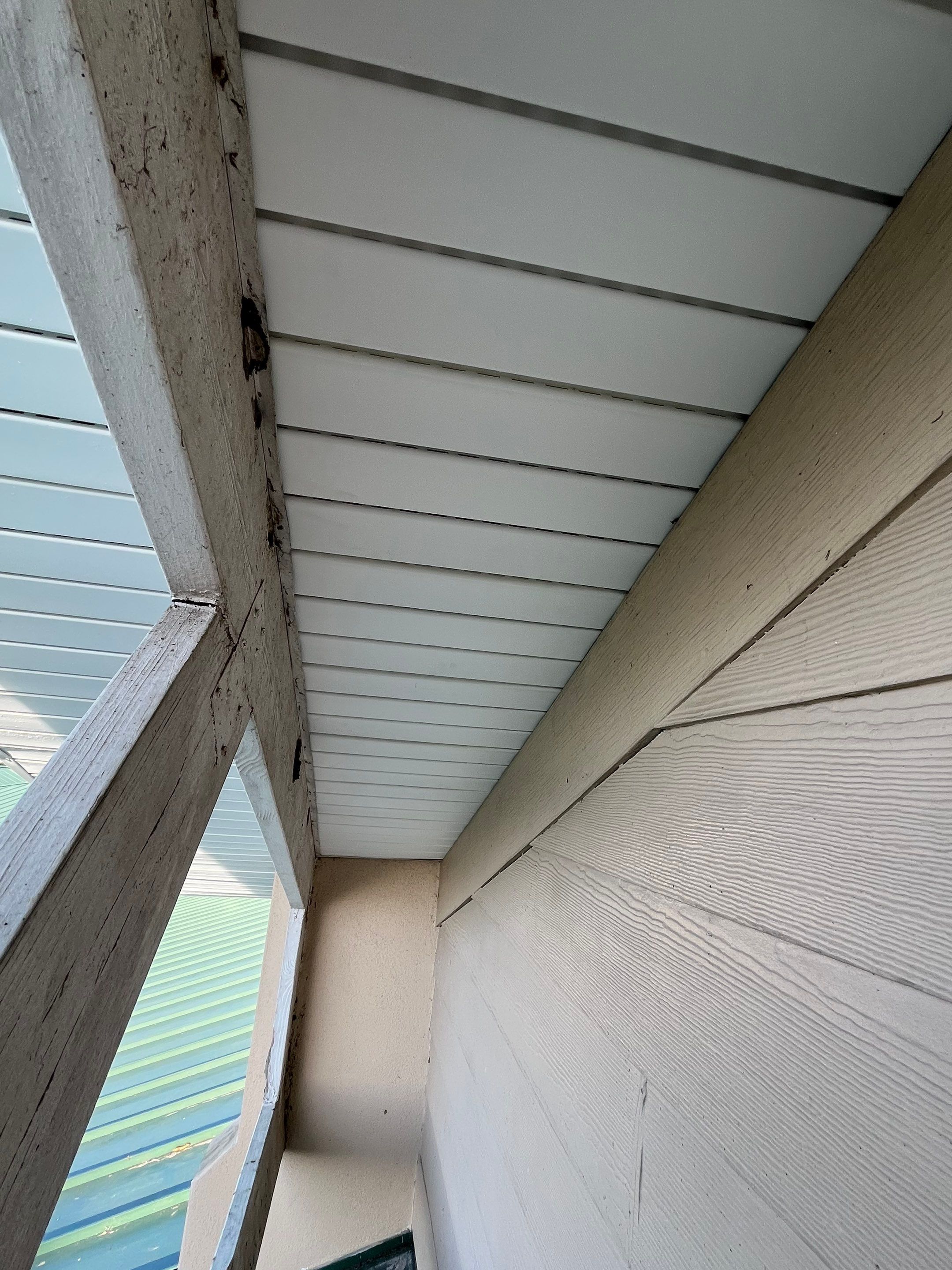 Soffit and Fascia Repair in Sarasota FL by Gutter Professors