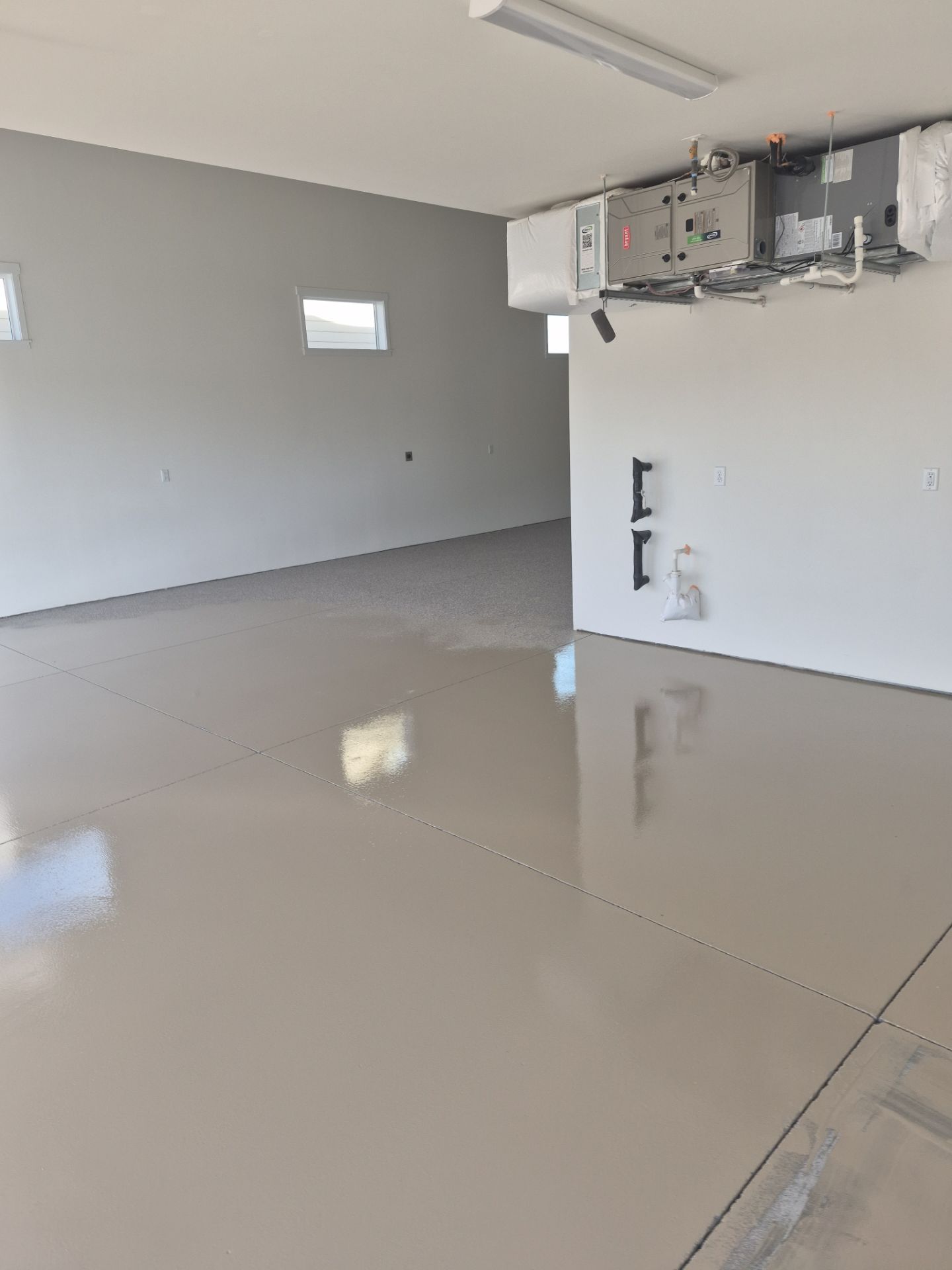 Pebble Beach Polyurea Garage Floor Coating in Kennewick by Croc Coatings, LLC