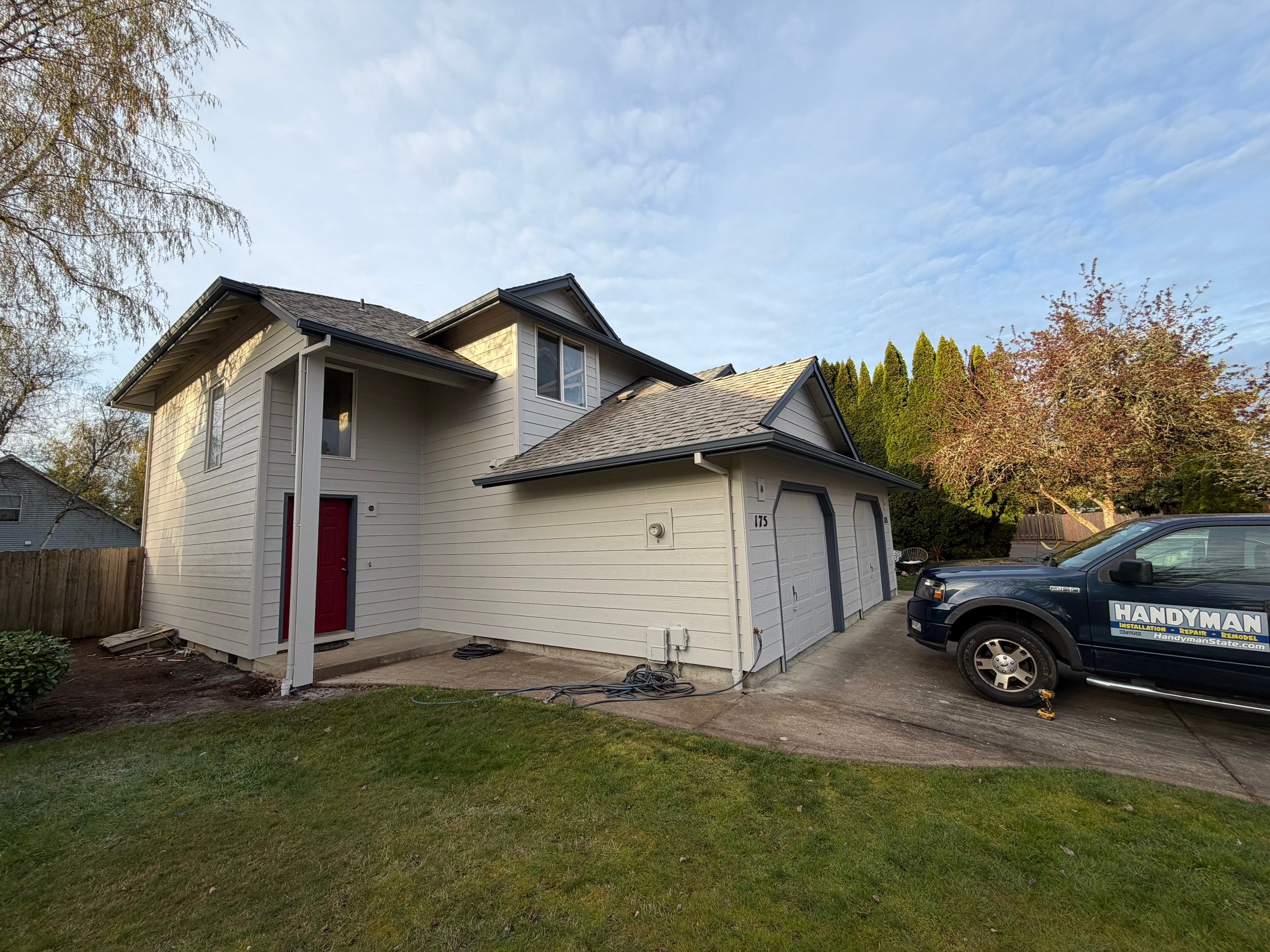 Exterior House Painting by Handyman State LLC