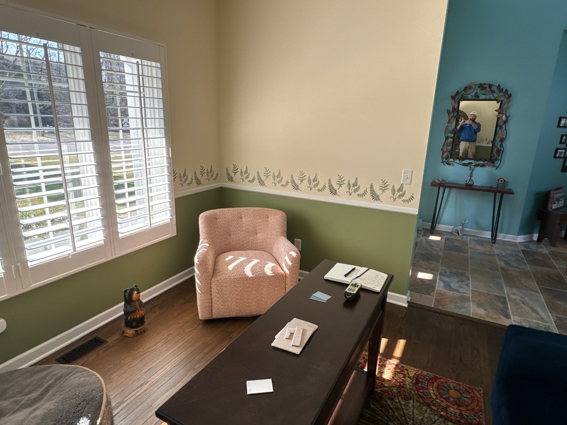 Seating Room Re-paint by Gordon Painting
