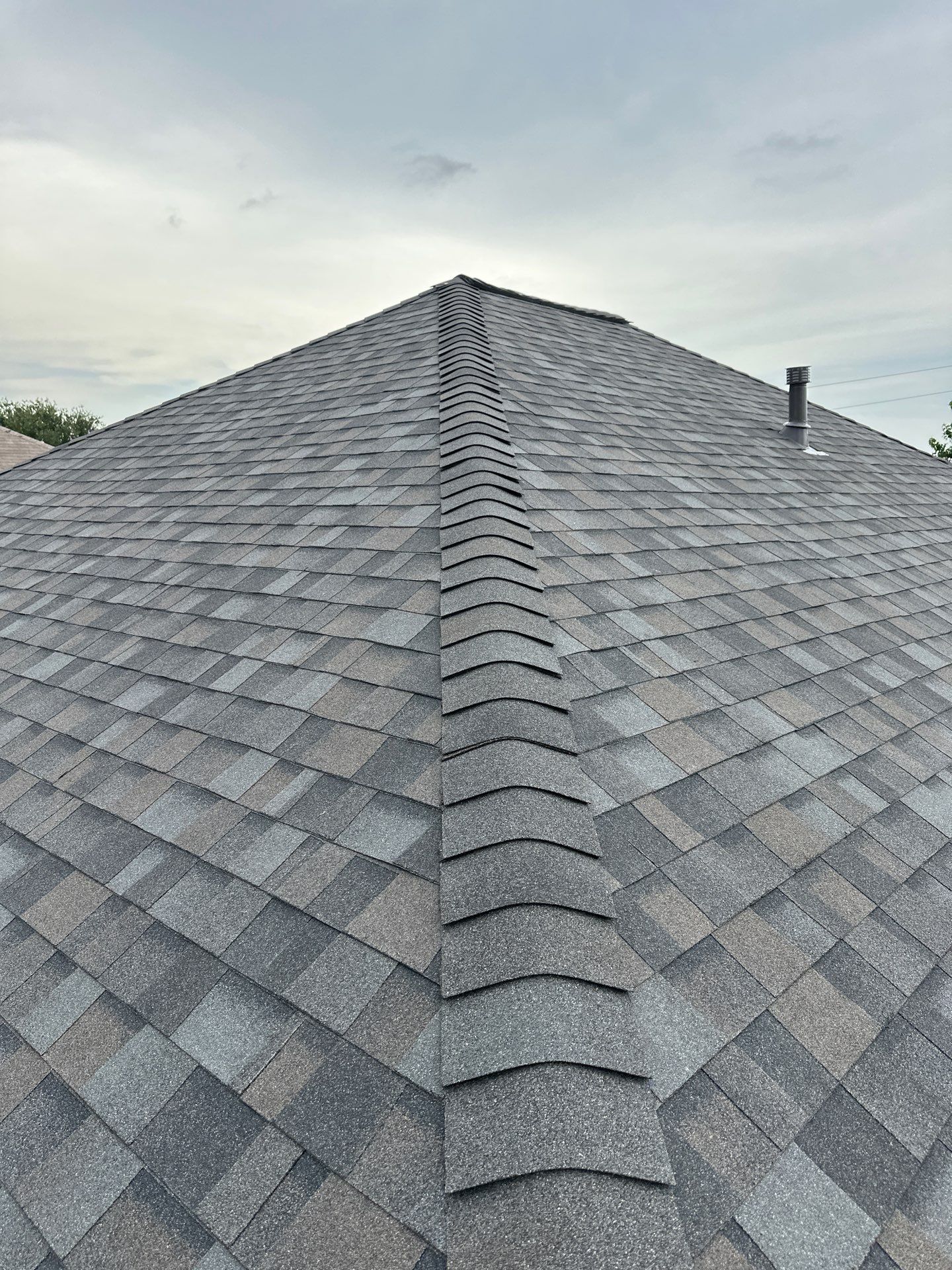 Owens Corning Duration | Willamsburg Grey by Motion Roofing