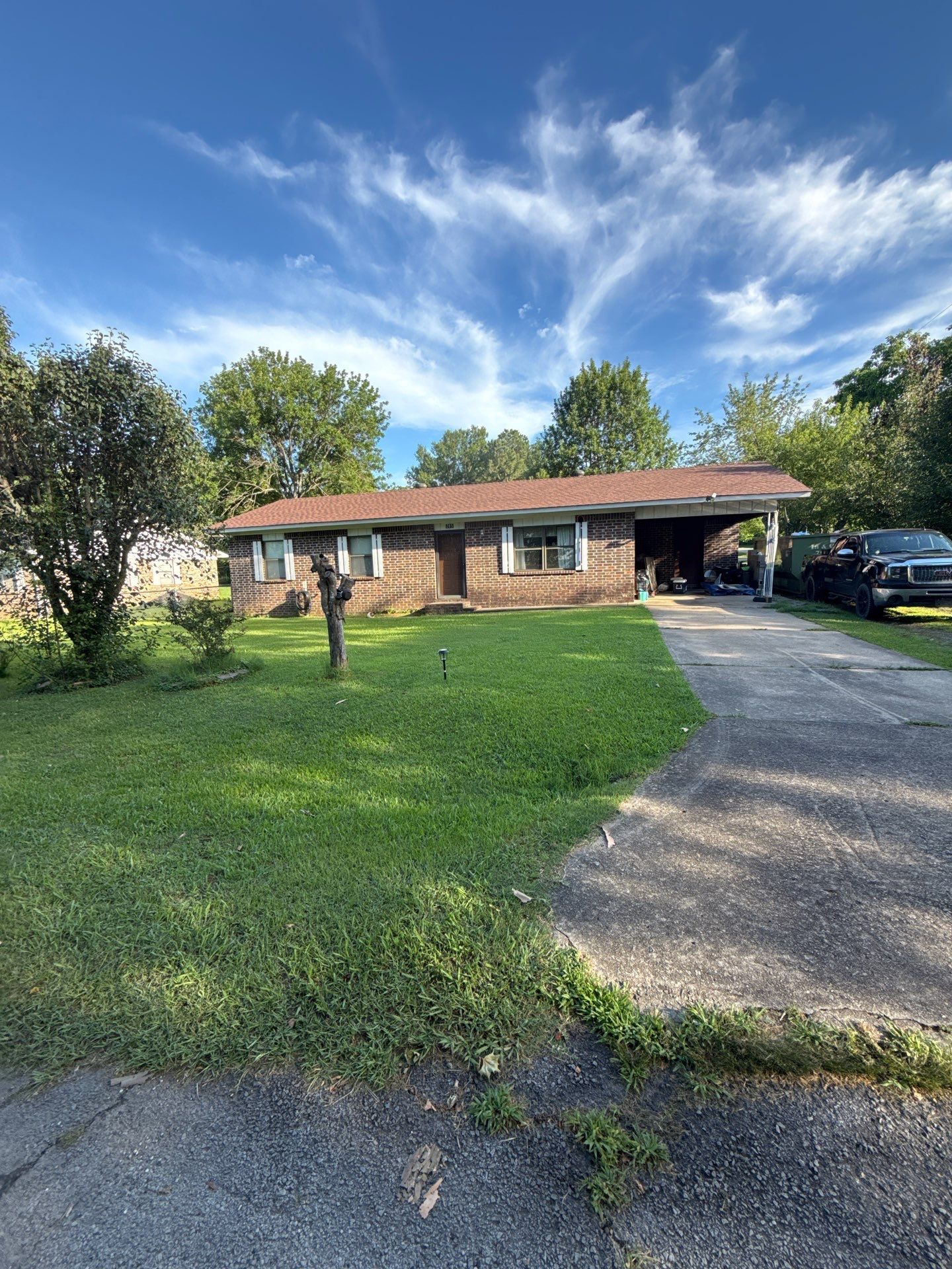 Roof replacement Waldron, AR by In & Out Construction & Remodeling, LLC