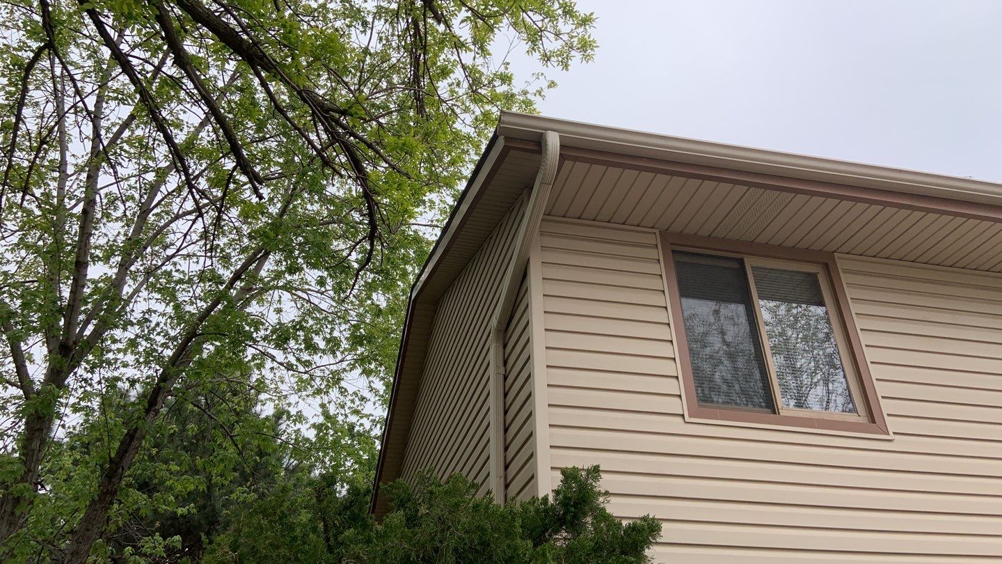 Malarkey Vista - Weathered Wood by White Castle Roofing