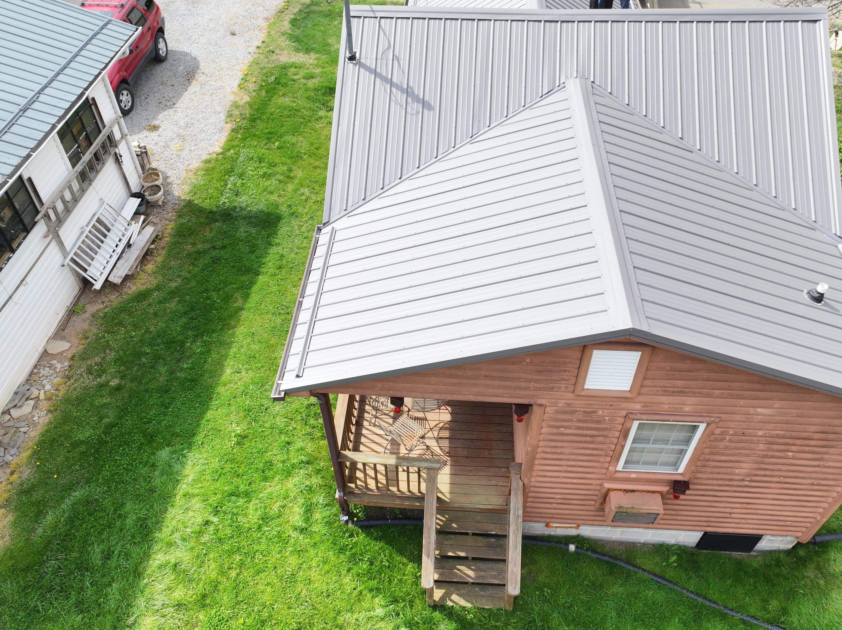 Horton Residence by Omnia Roofing