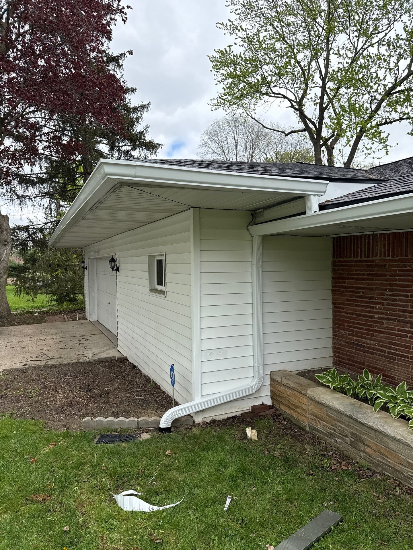 Commercial - Gutter Full Replacement and Installation using Commercial gutters and downspouts by Sunrise Seamless