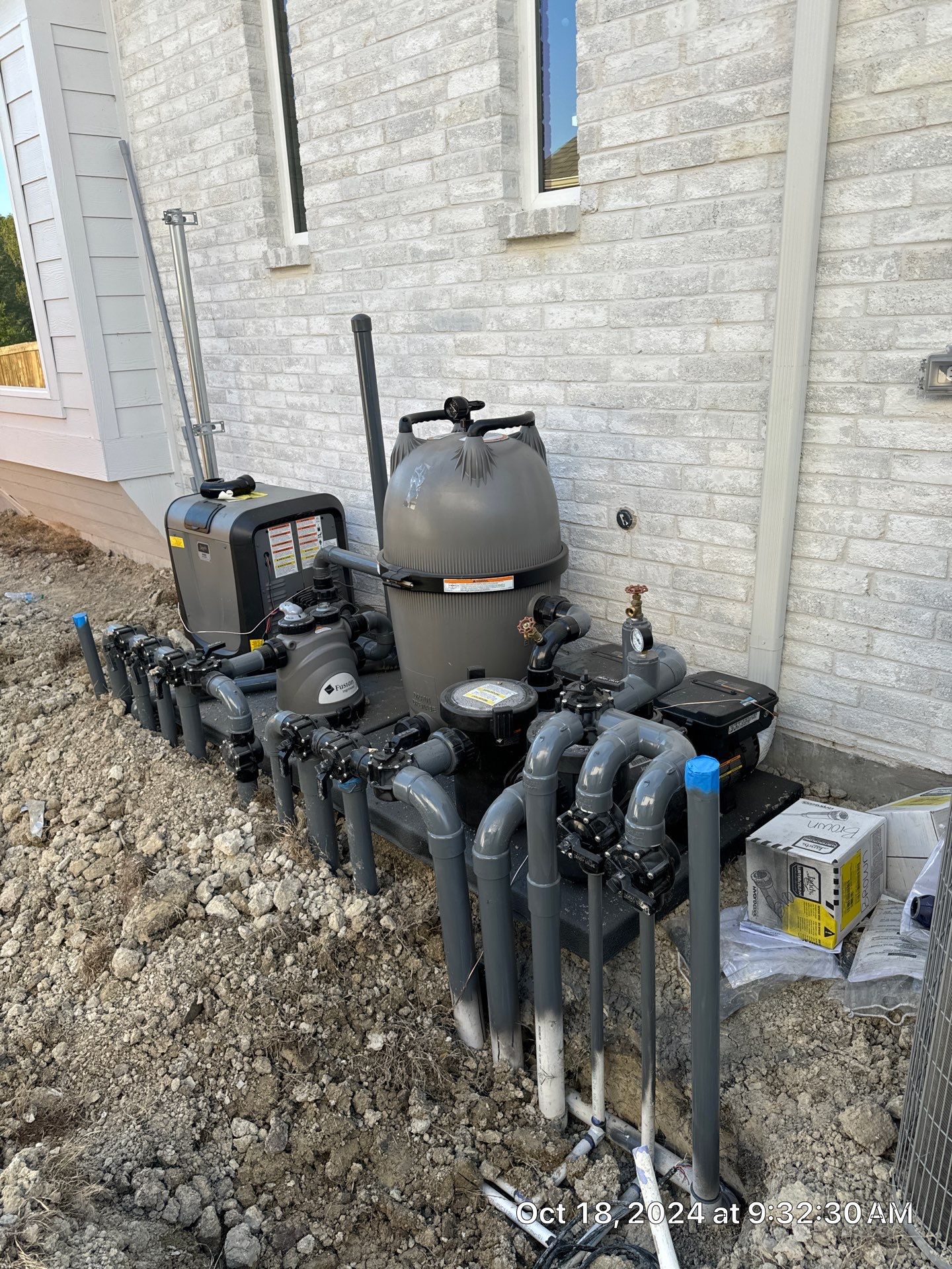 Large Pool and Spa with Rain Descent by Pinnacle Pools and Spas - DFW