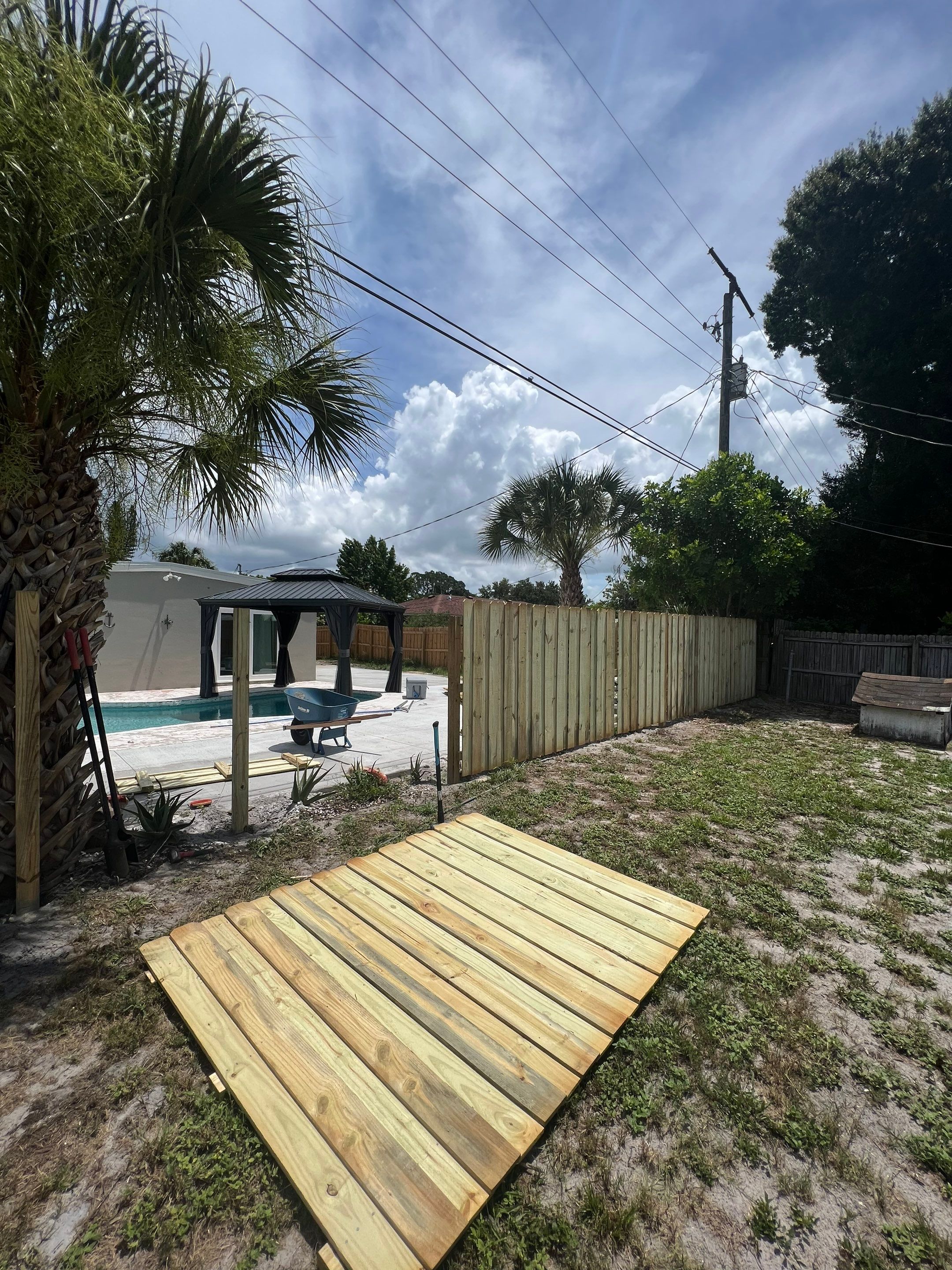 Bradenton, FL Wood Fence Installation using Board on Board Wood Fence by Asap fence and gates, LLC