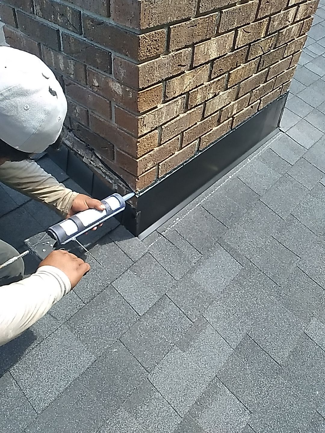 Residential Roofing Installation using Owens Corning® Oakridge Onyx Black by Indigo State Roofing