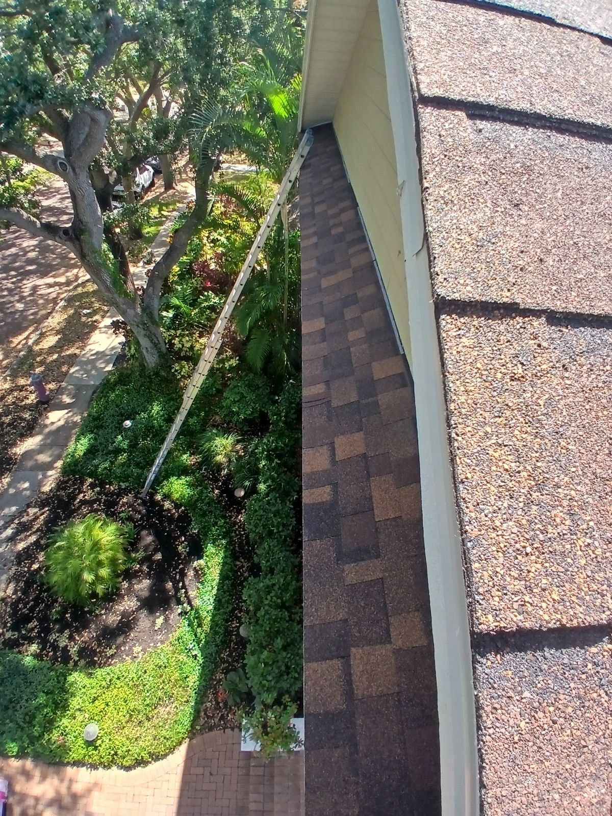 Project in St. Petersburg 33704 by Mitchell Roofing Company LLC 