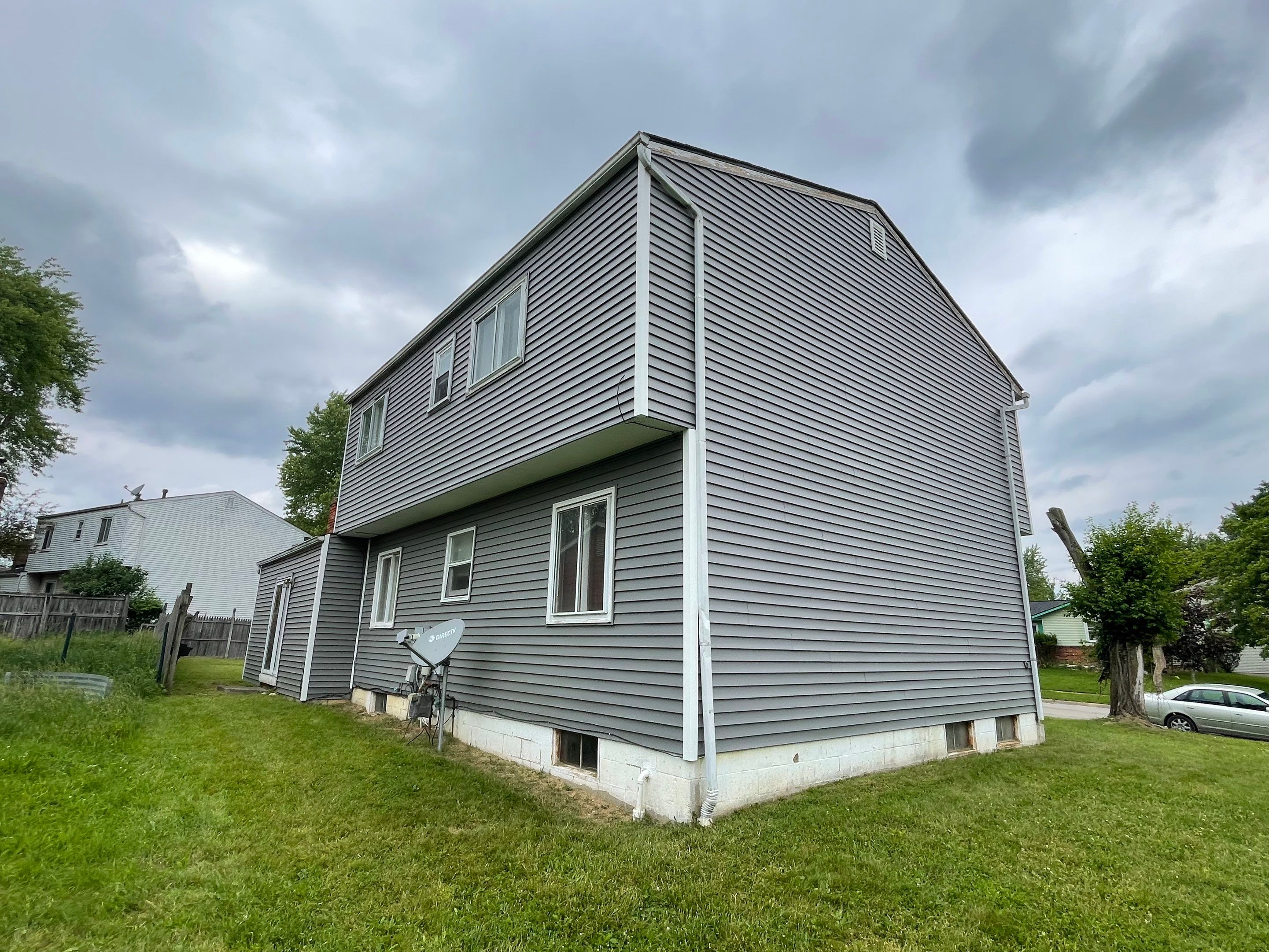 Siding Installation using Exterior Portfolio Vinyl Siding by SOS Home Ohio 