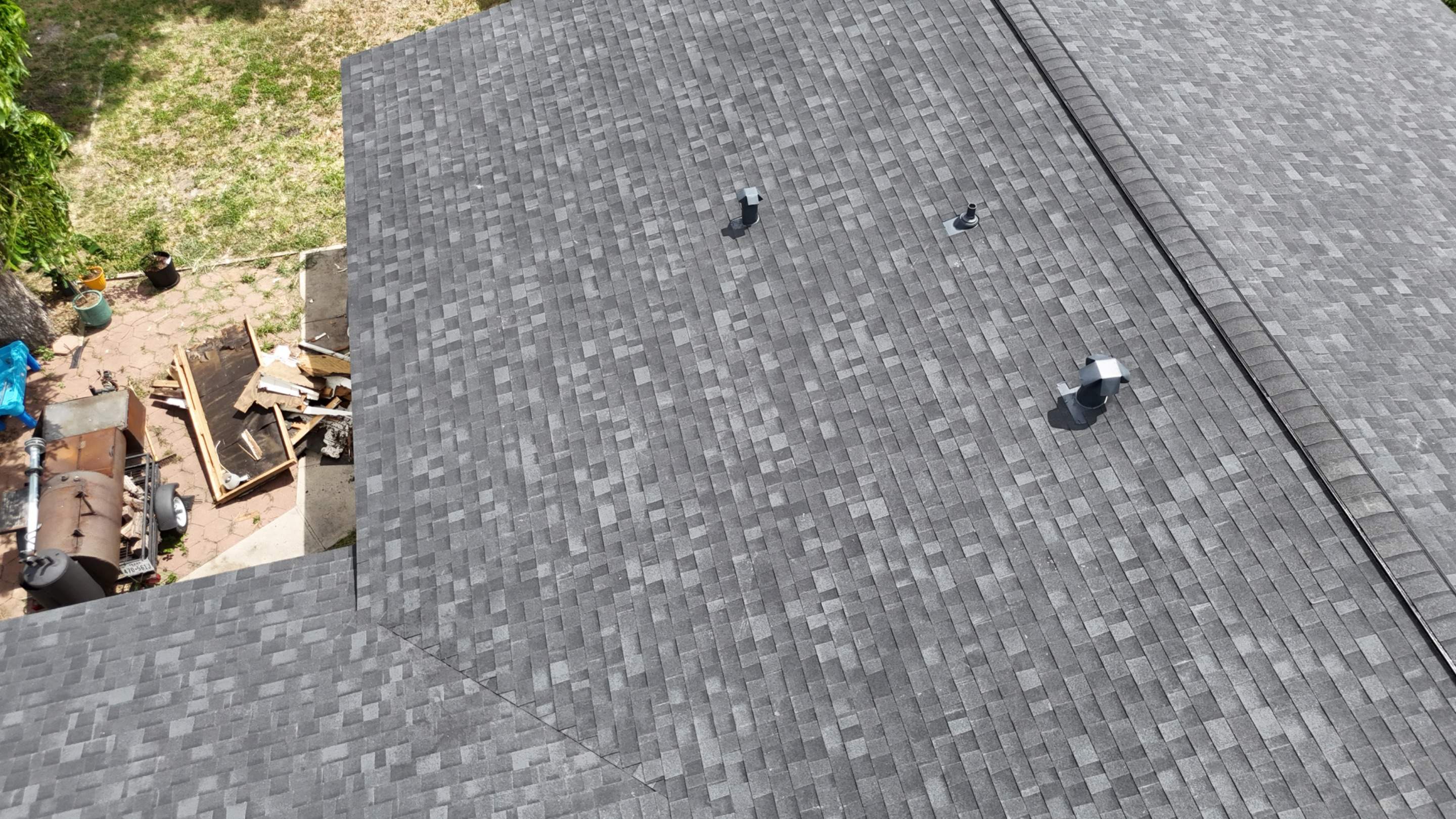 Onyx Black - Owens Corning TruDefinition Duration Oakridge by RoofsOnly.com