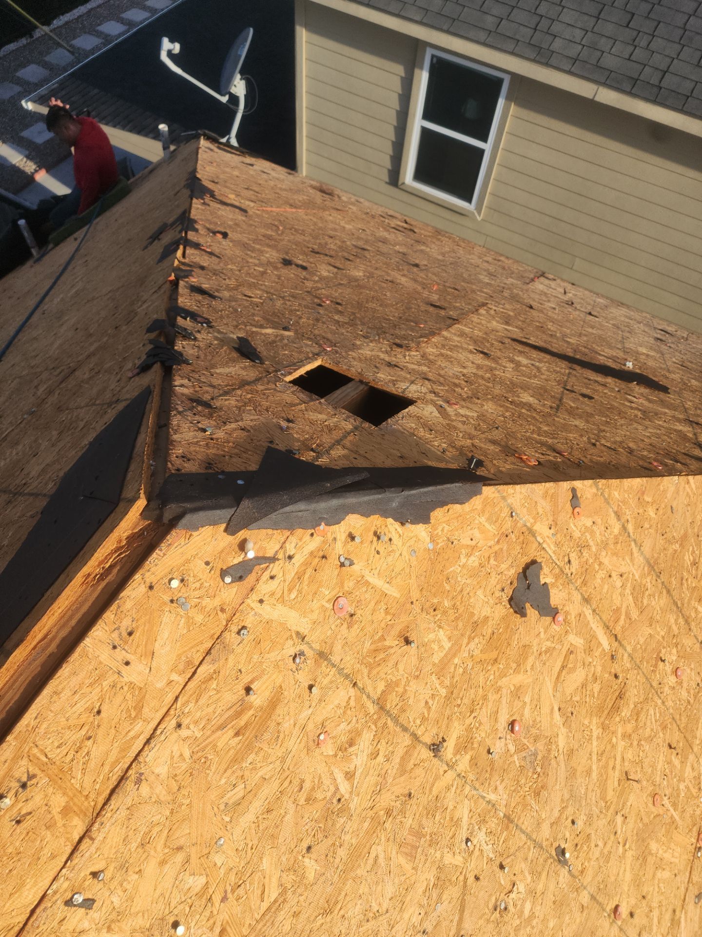 Residential Roofing Installation using Owen's Corning Duration (Lifetime) Shingles by Roof Repair Company