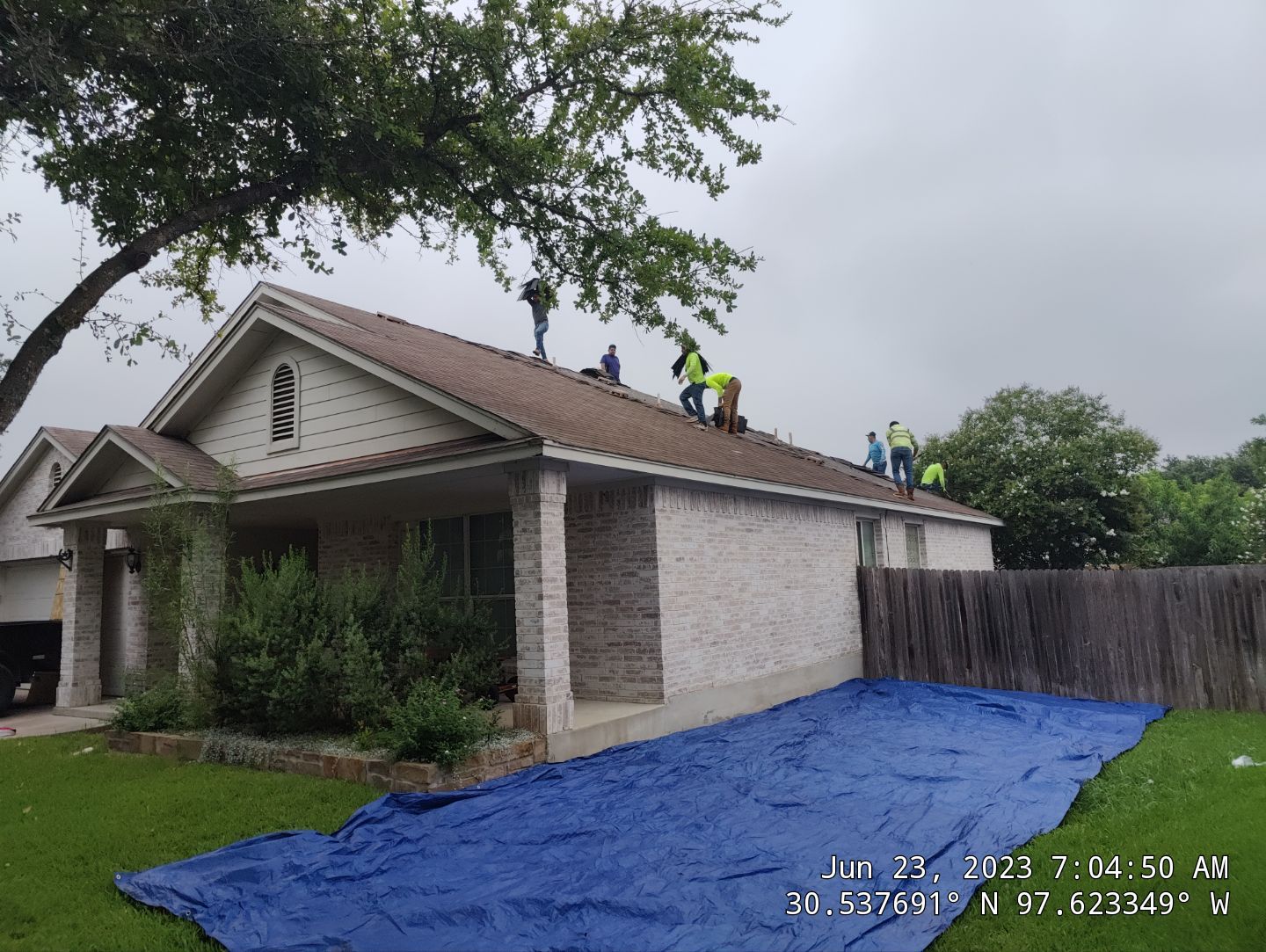 Residential Roofing Installation using Owens Corning Oakridge Onyx Black by DeZign Roofing & Exteriors