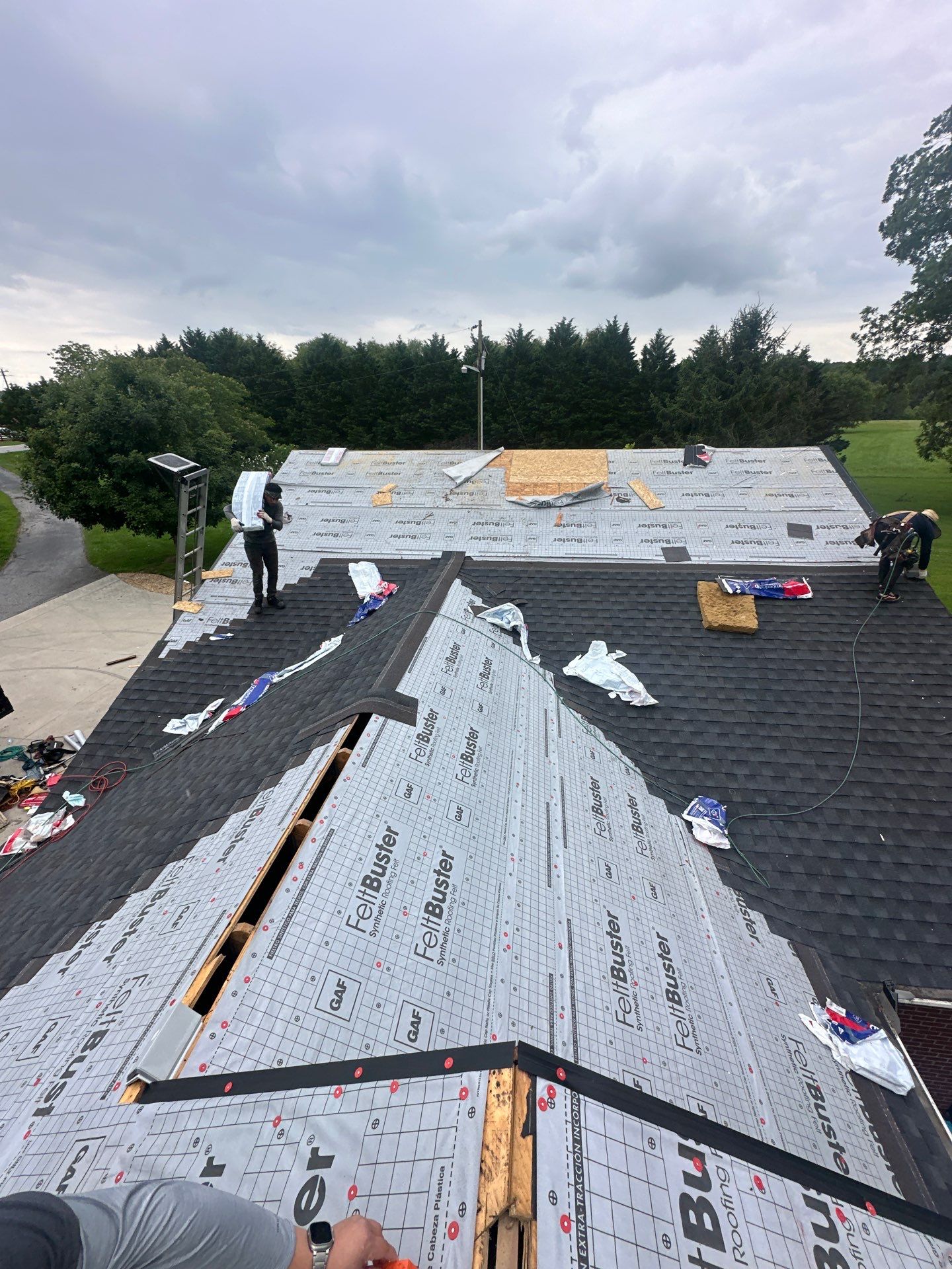 Lee Bowen by United Contracting and Roofing