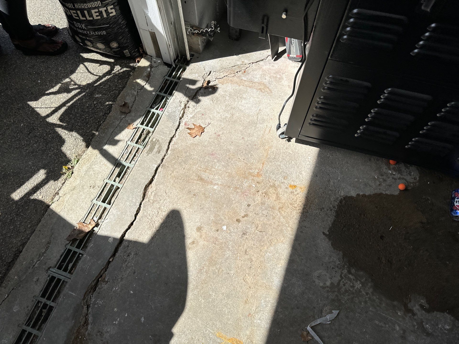 Garage in Nashua, NH 03062 by Symphony Concrete Coatings