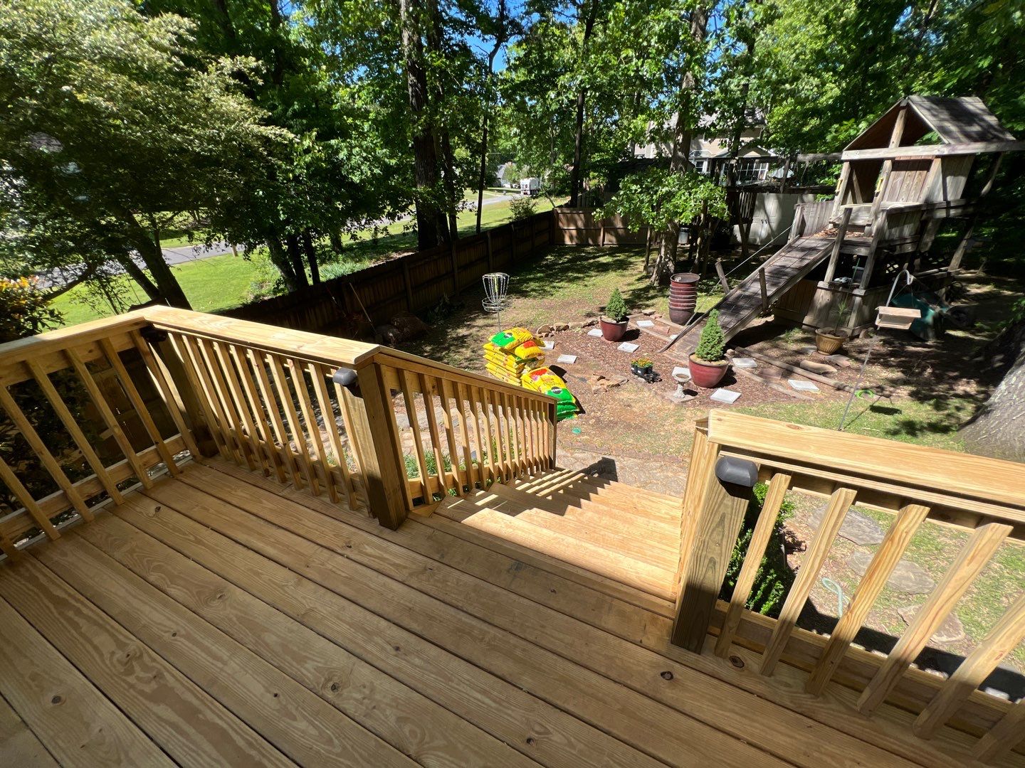 Oak Leaf Circle - Deck Installation  by Pillar and Pine