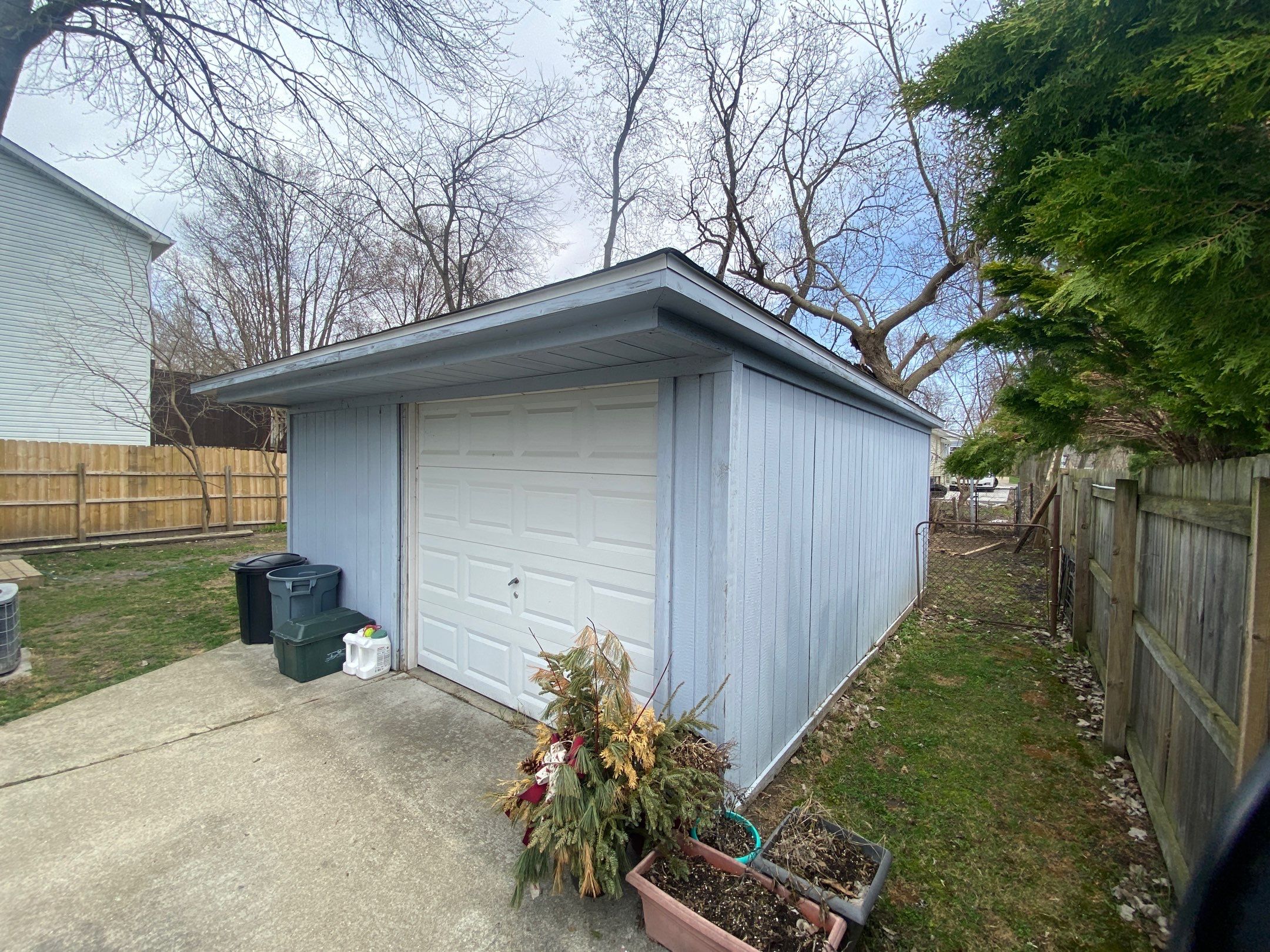 Siding Replacement using CertainTeed Restoration Classis D4 by 180 Contractors