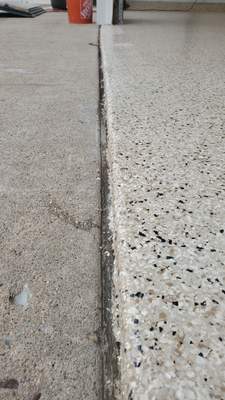 Shoreline Garage, Front Porch, & Back Porch Maroa