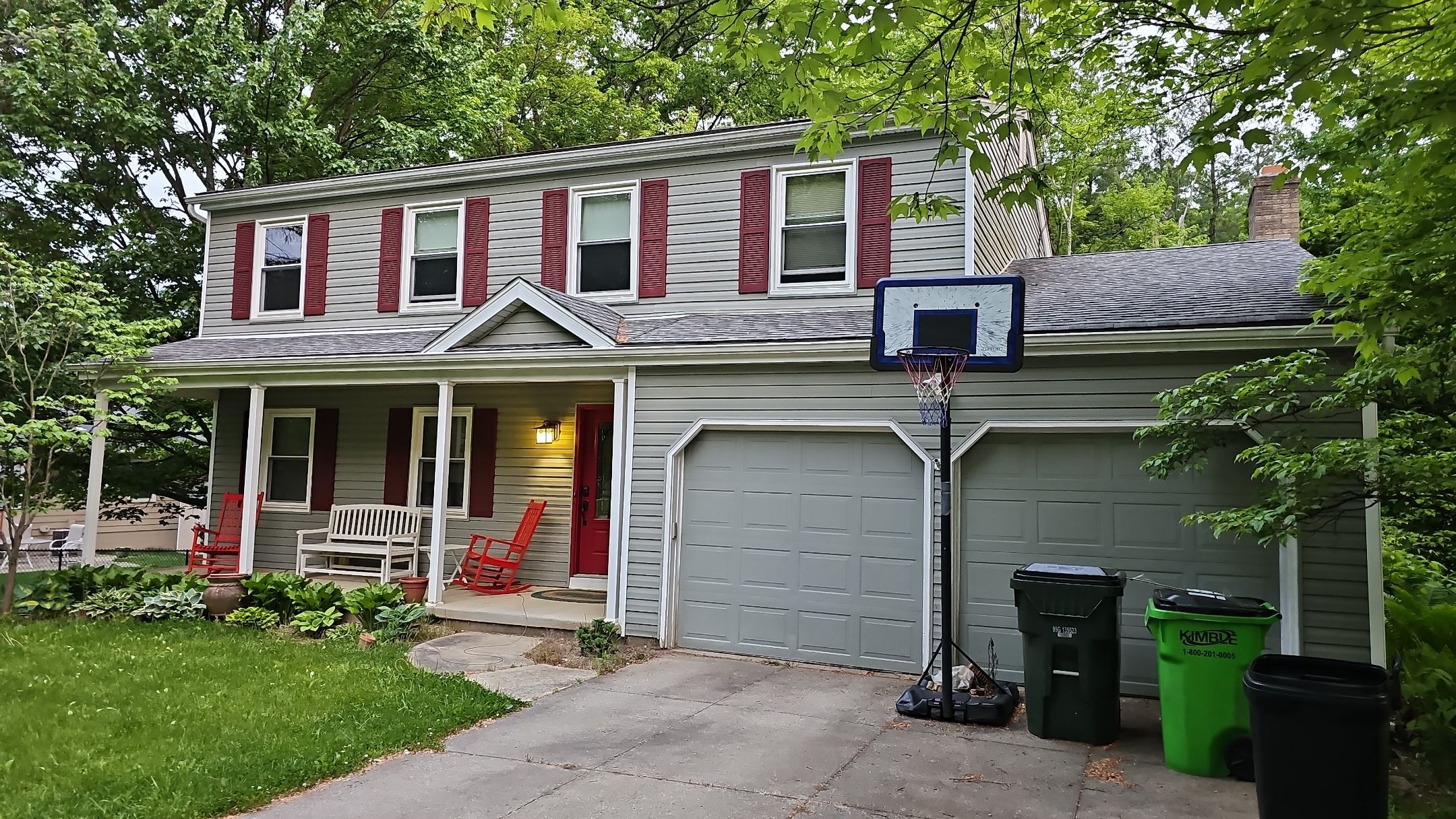 ATLAS PINNACLE HP W/SCOTCHGARD COLOR: HEARTHSTONE  by Eagle Eye Roofing