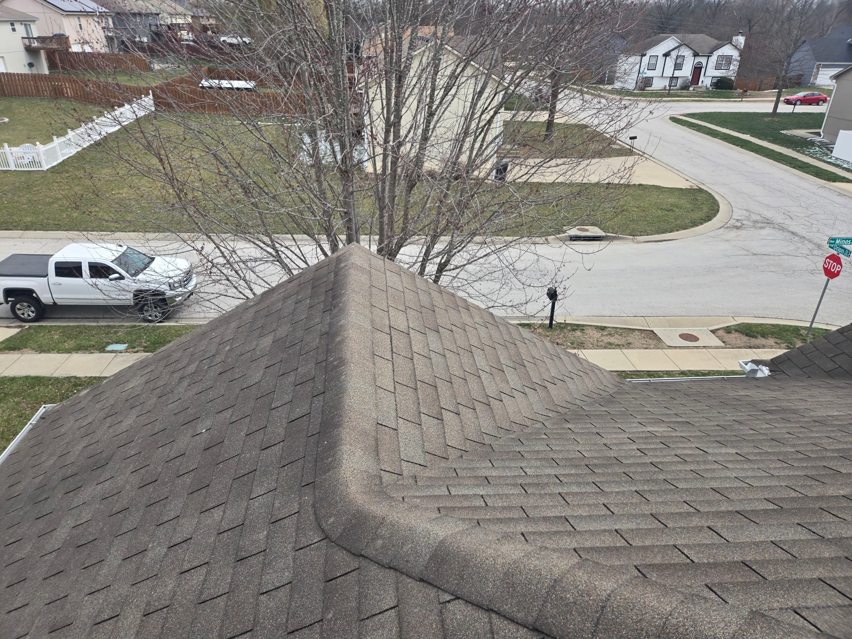Grain Valley Residential Roof Replacement Featuring GAF Timberline HDZ Shingles by Summit Roofing