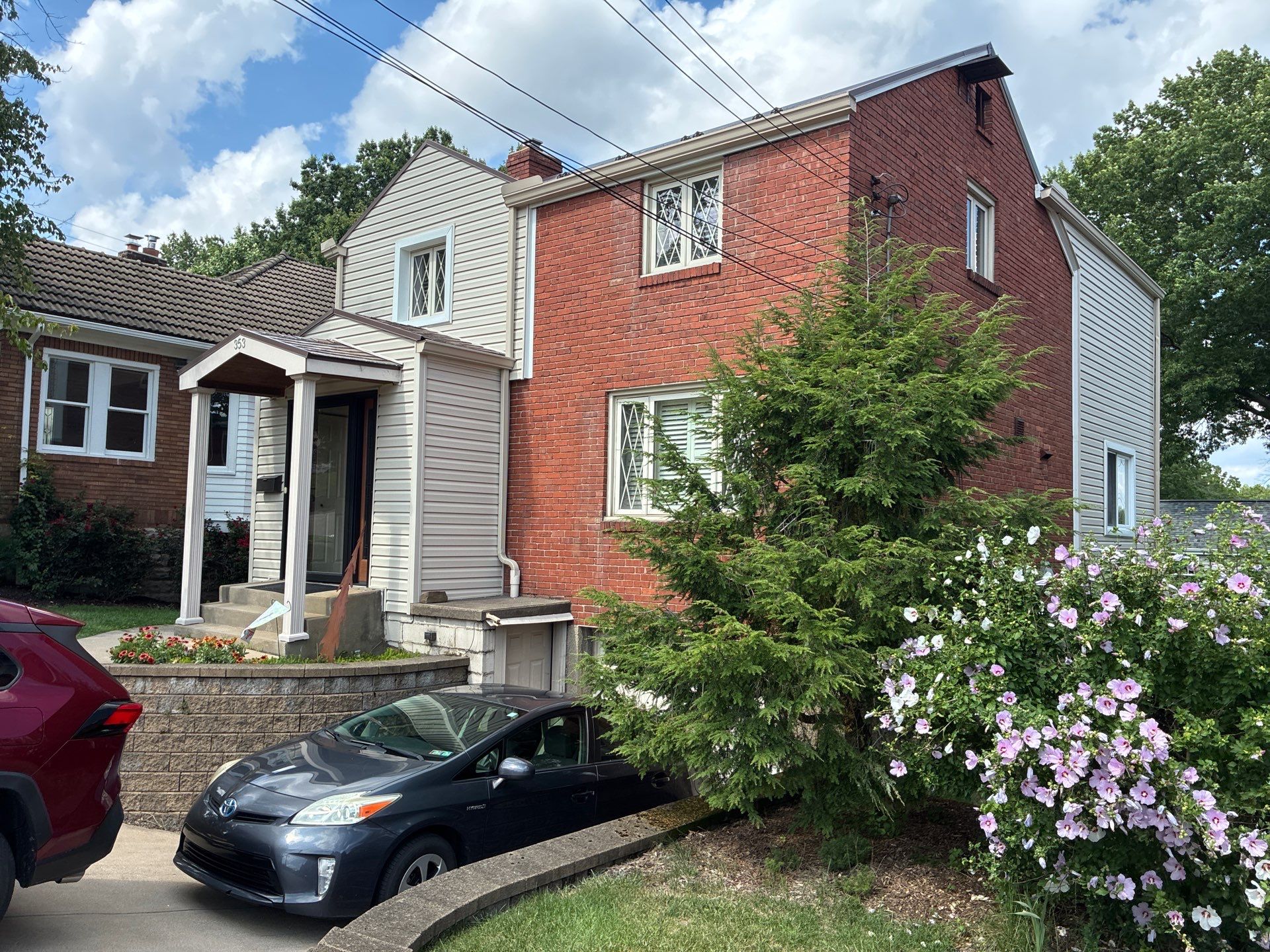 Full Vinyl Siding Renovation and Trim Installation in Mt Lebanon by Ideal Siding Pittsburgh