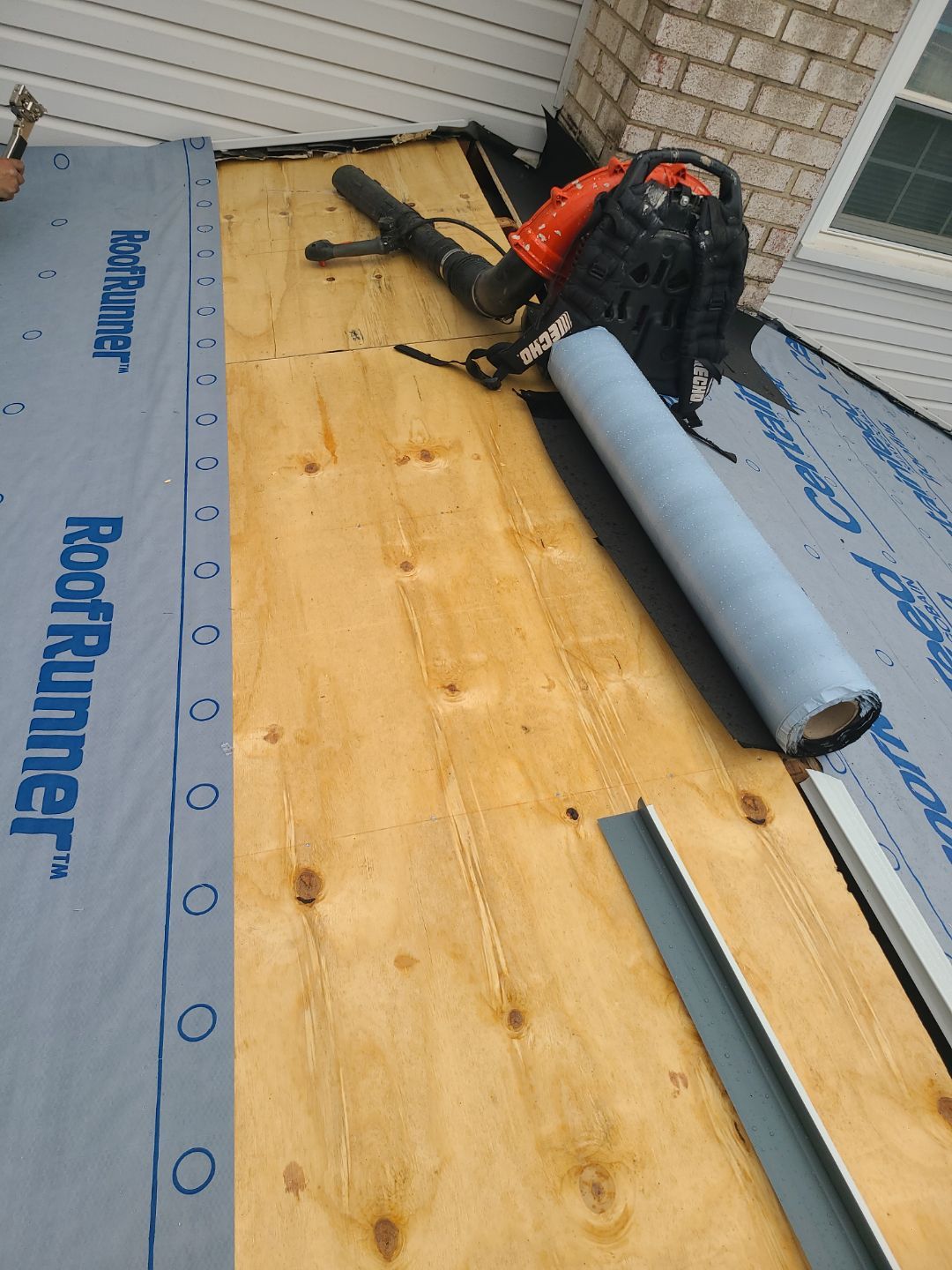 West Springfield: Residential Roof Replacement with CertainTeed Landmark in Colonial Slate by RM Banning, Inc.