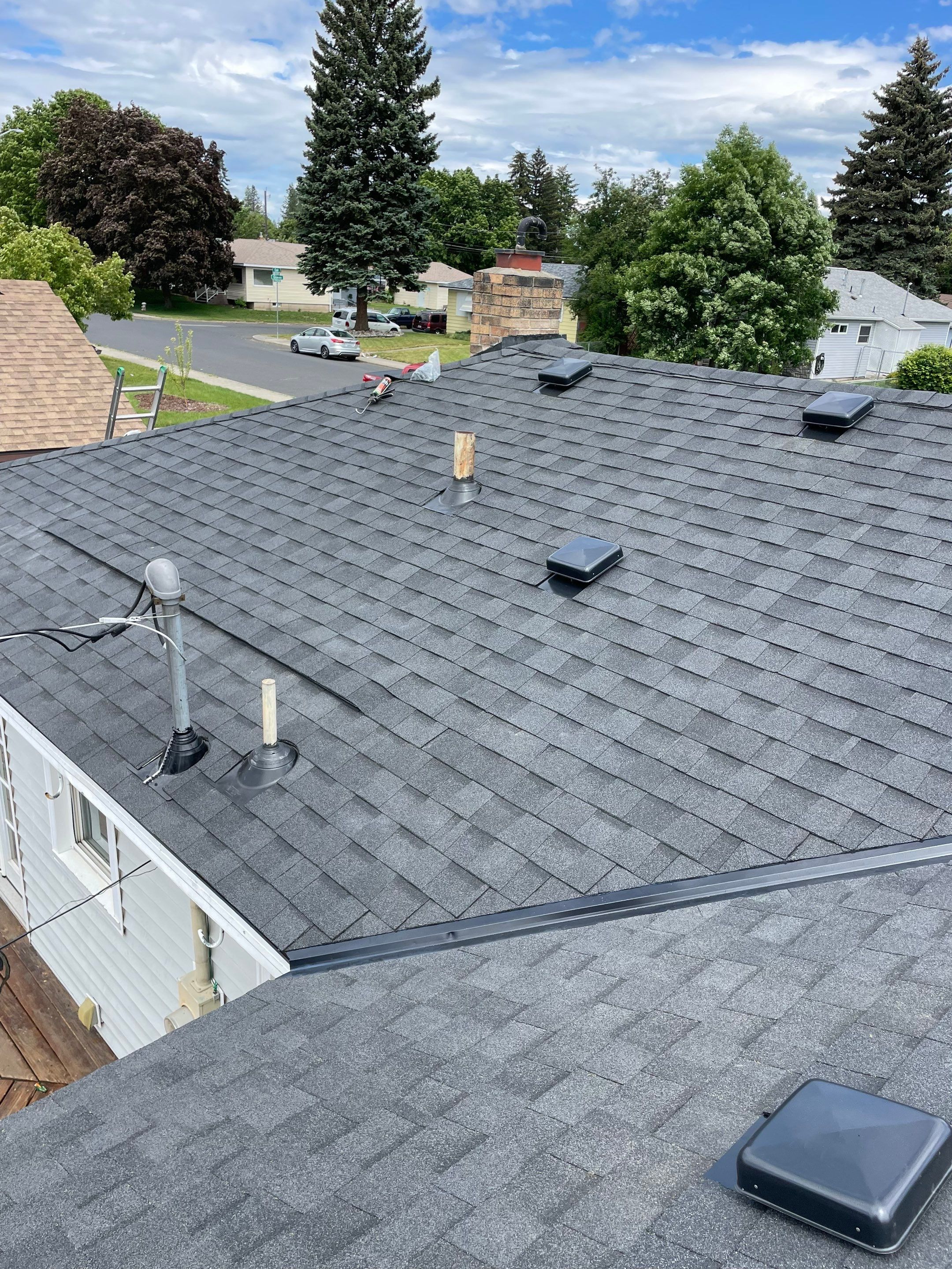 Full Residential Roof Replacement and Sheathing Repair in Spokane N Oak St Spokane, WA 99205 The Denali System - Certainteed Landmark® Shingle - Moiré Black by Alpine Roofing