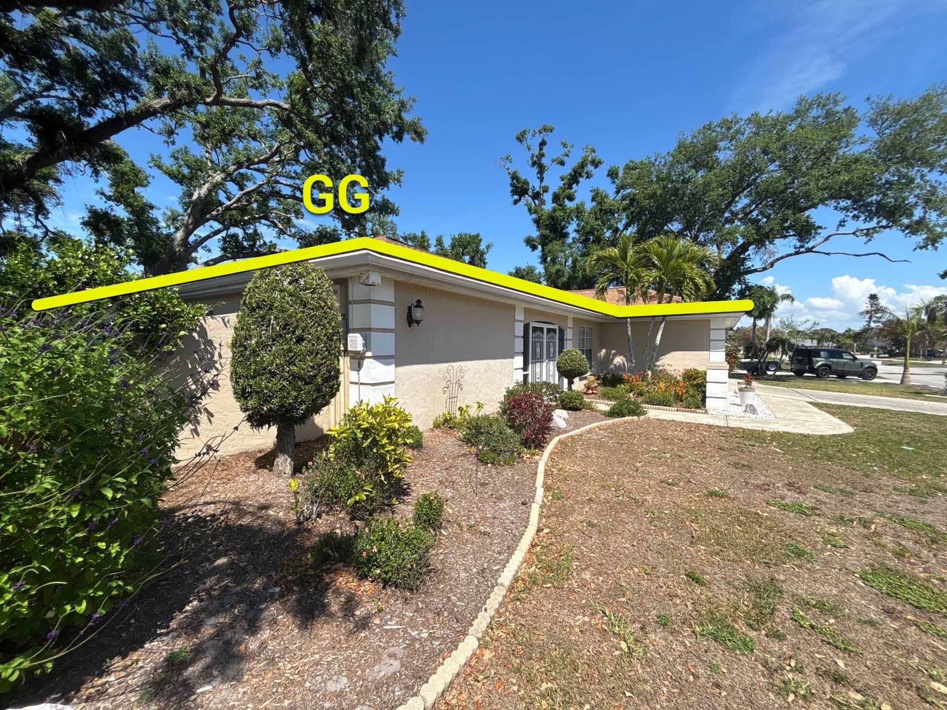 Aluminum Seamless Gutters in Sarasota FL by Gutter Professors