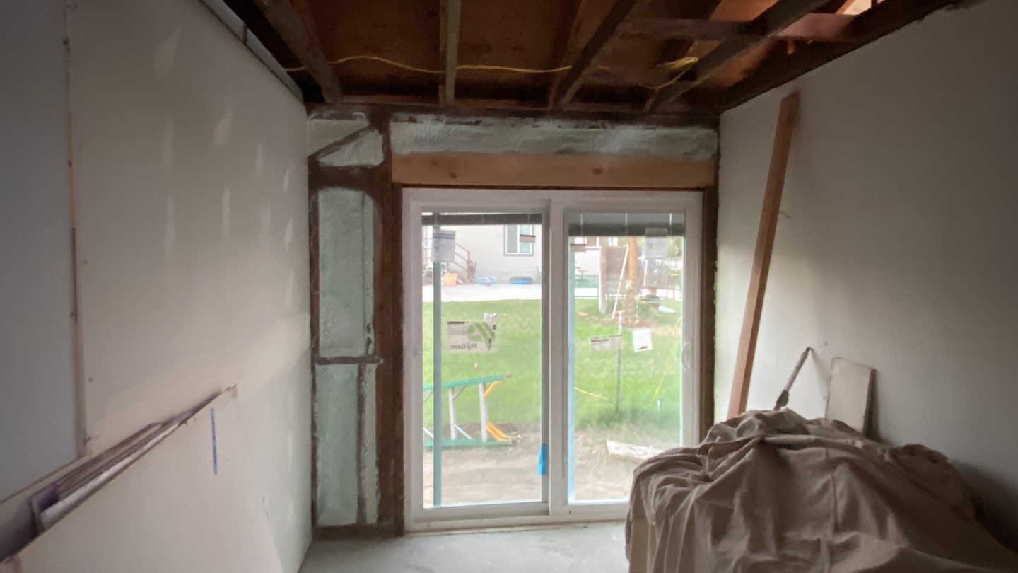 Spray Foam Insulation on small room by Straight Edge Roofing Inc