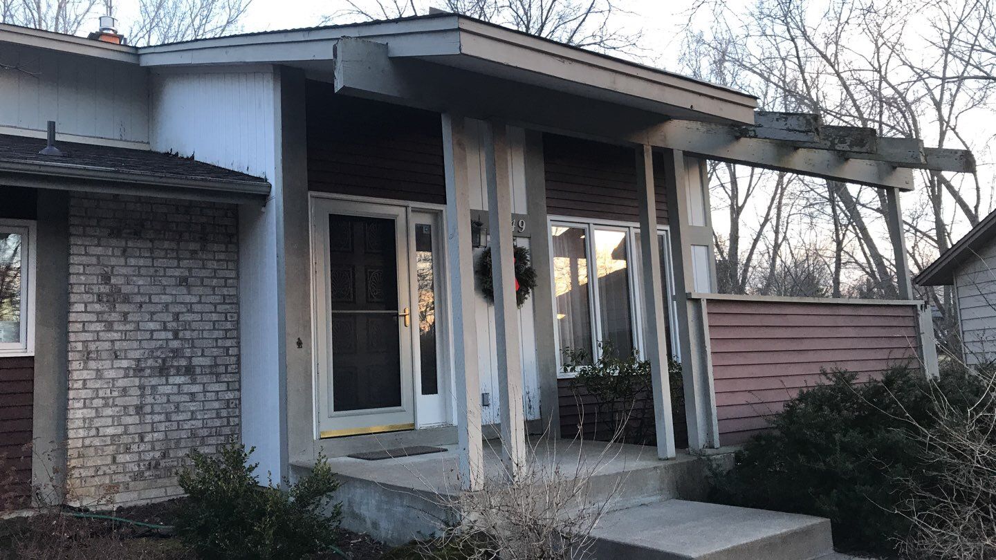 Siding Installation using LP SmartSide and Pella Vinyl Windows by MODERN EXTERIOR SYSTEMS